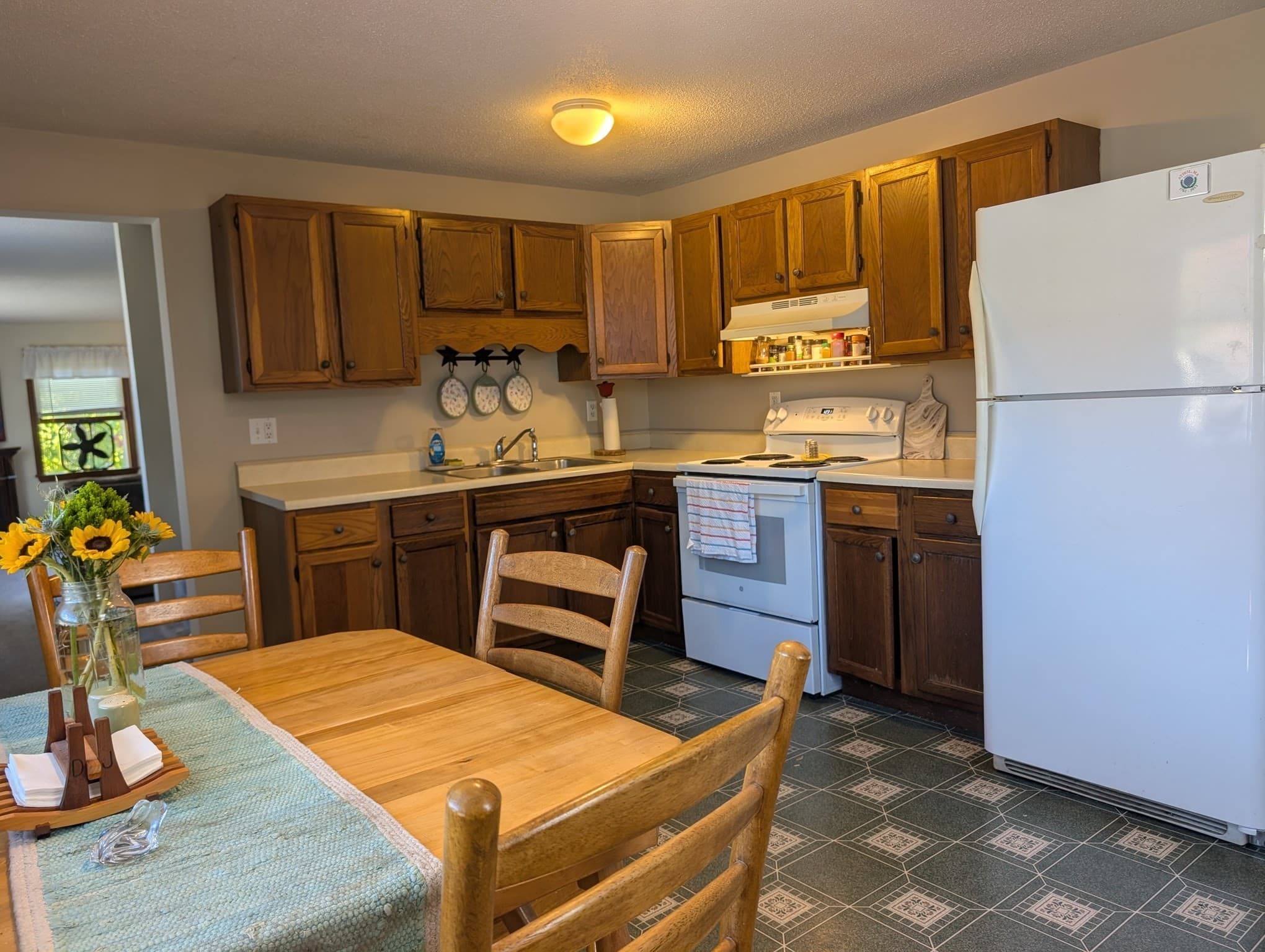 Single Family Residence at 434 Harvard Ave, Athol MA 01331, Athol, photo 10 of 18