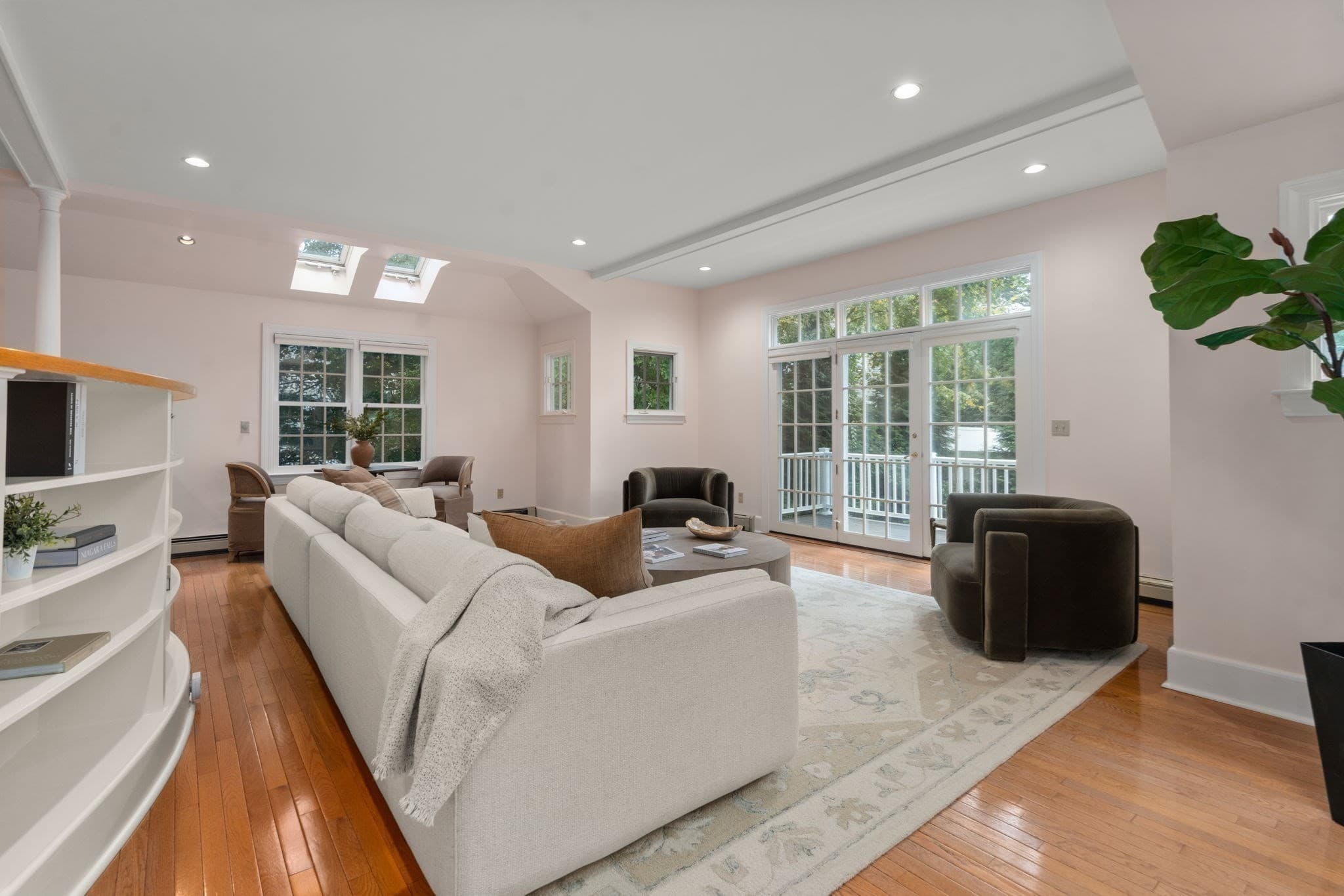 Single Family Residence at 11 Martin Rd, Wellesley MA 02481, photo 13 of 28