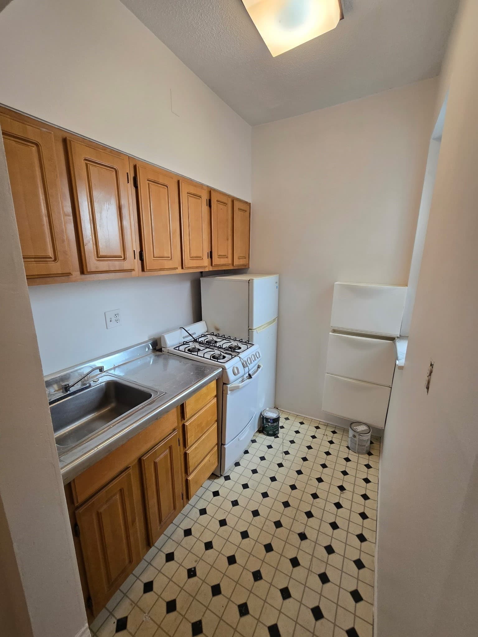 Condominium at 18 Glenville Ave # 3A, Boston MA 02134, Boston, photo 6 of 10