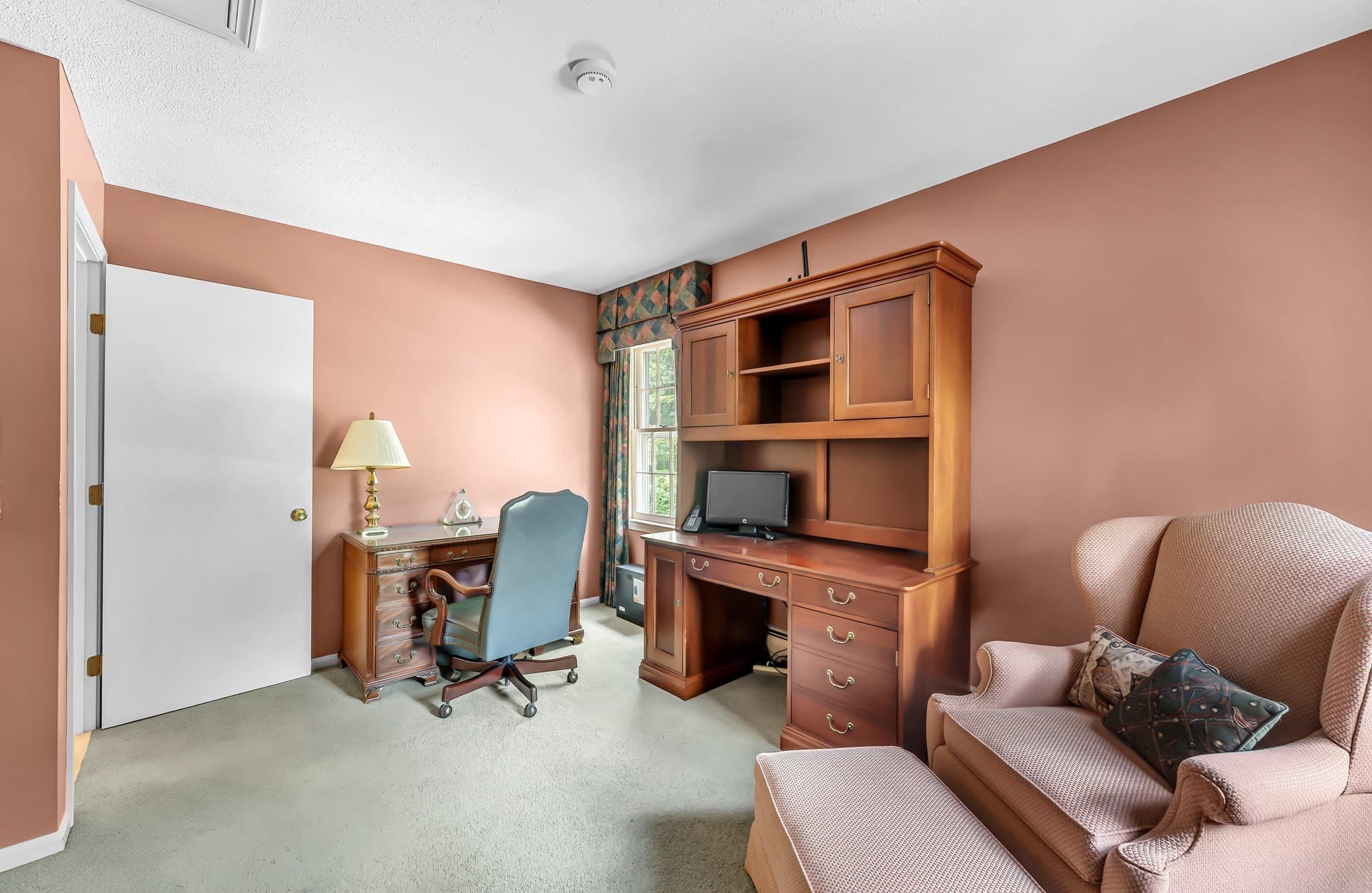 Single Family Residence at 170 Coventry Ln, Longmeadow MA 01106, photo 24 of 32
