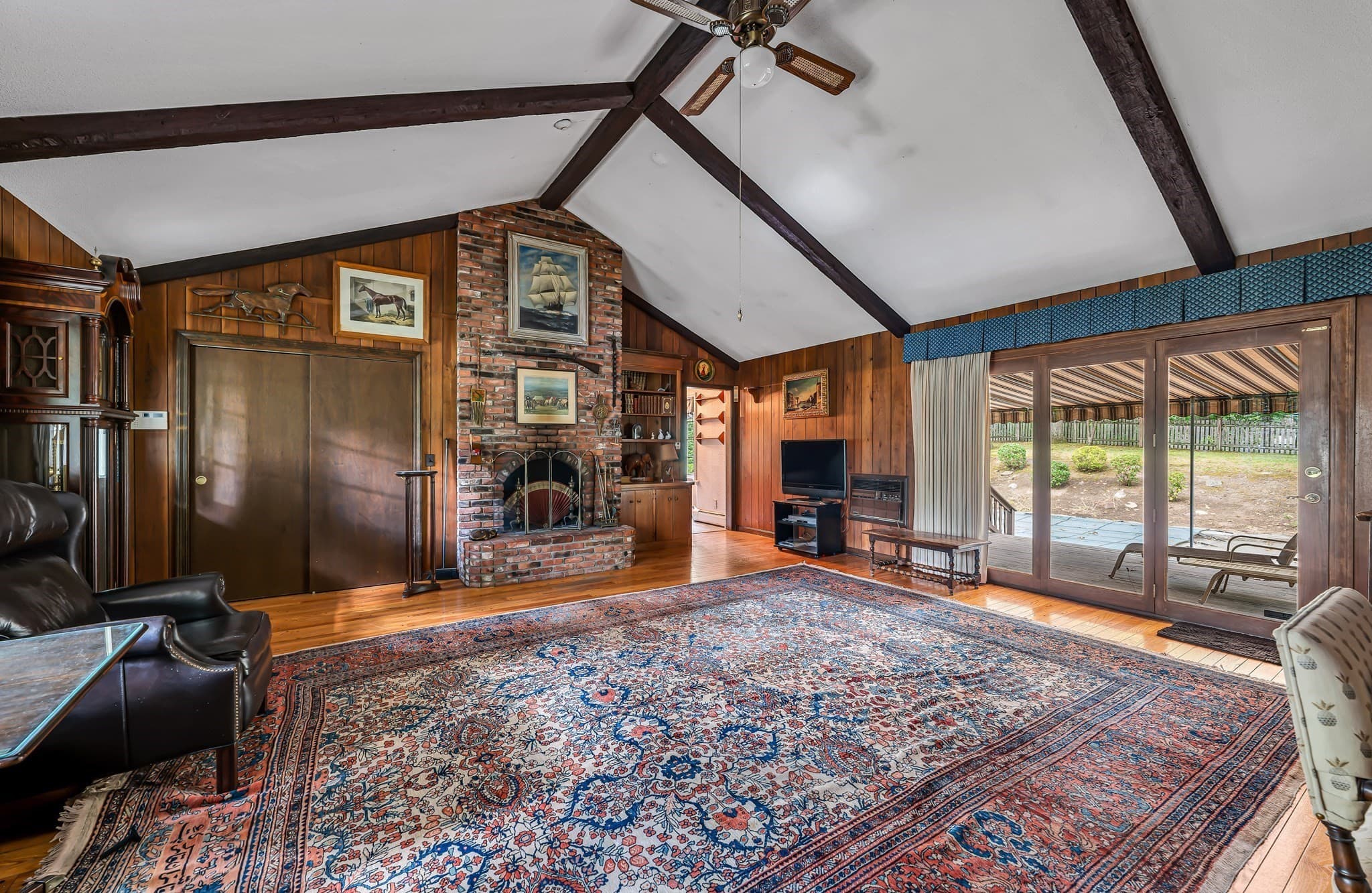 Single Family Residence at 170 Coventry Ln, Longmeadow MA 01106, photo 14 of 32