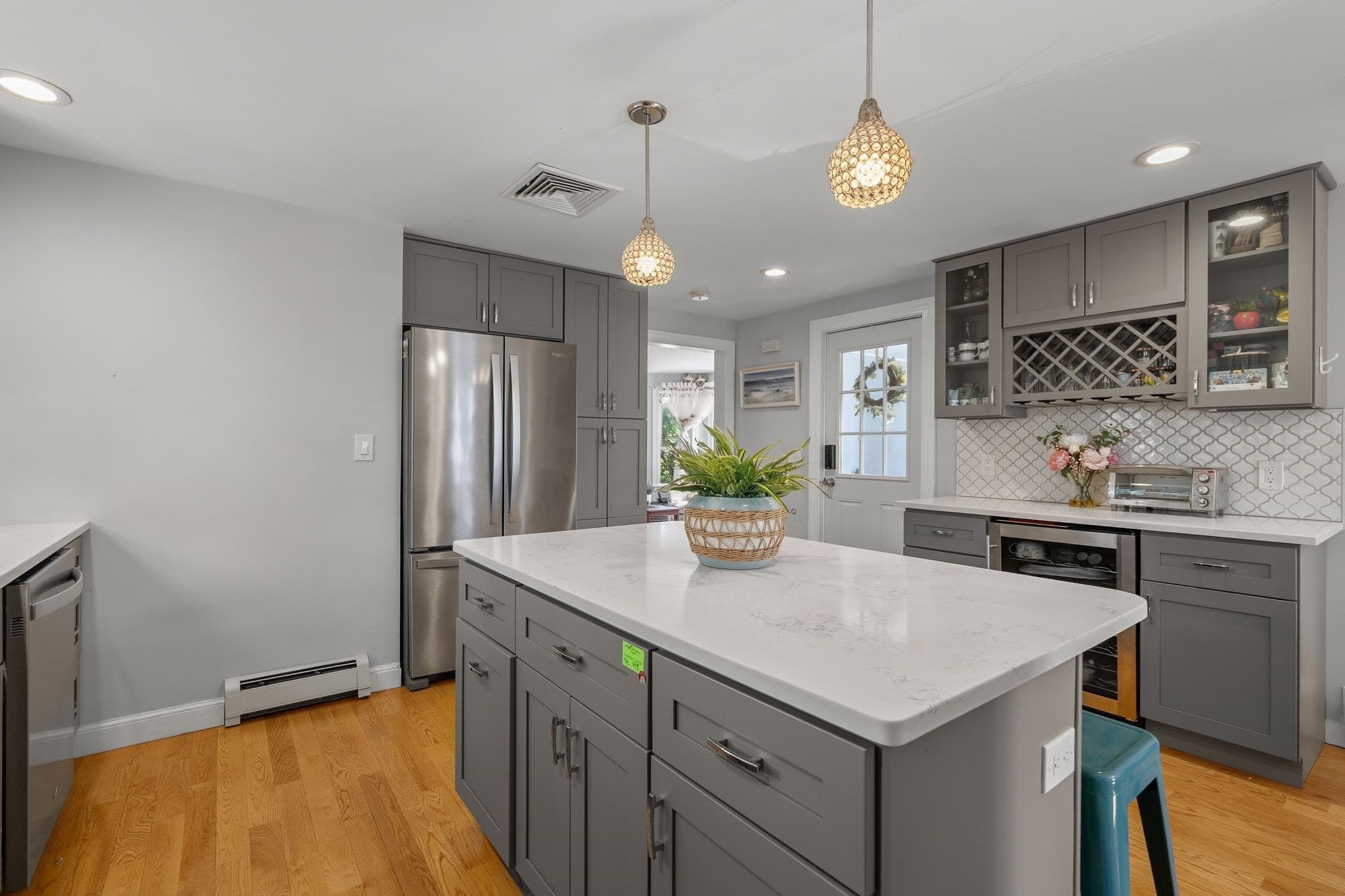 Condominium at 84 West Street # 2, Quincy MA 02169, Quincy, photo 5 of 32