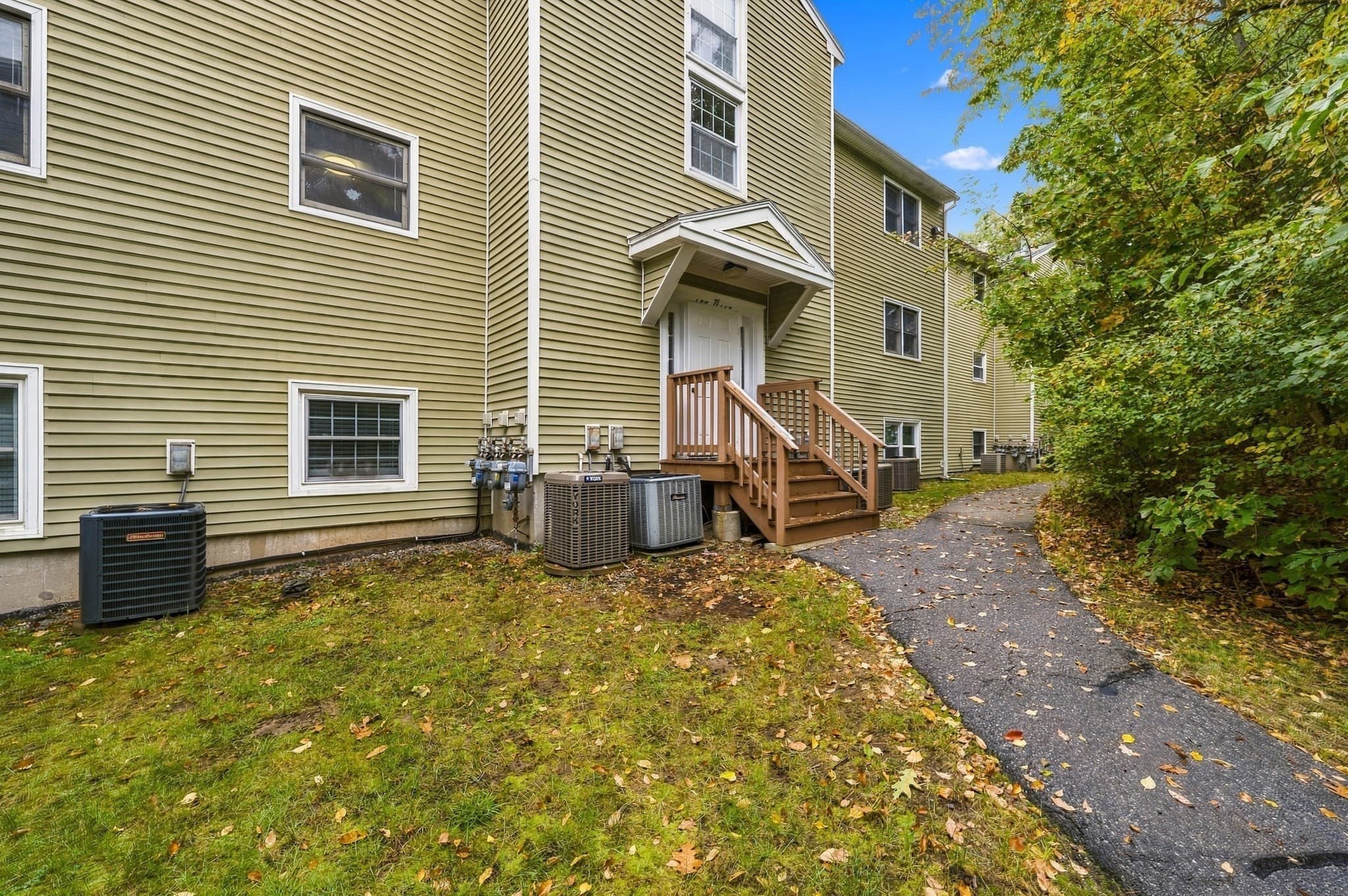 Condominium at 371 Aiken Ave # 10, Lowell MA 01850, Lowell, photo 27 of 39