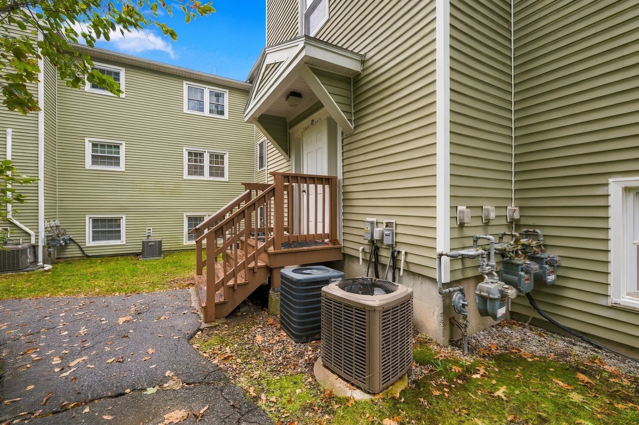 Condominium at 371 Aiken Ave # 10, Lowell MA 01850, Lowell, photo 28 of 39