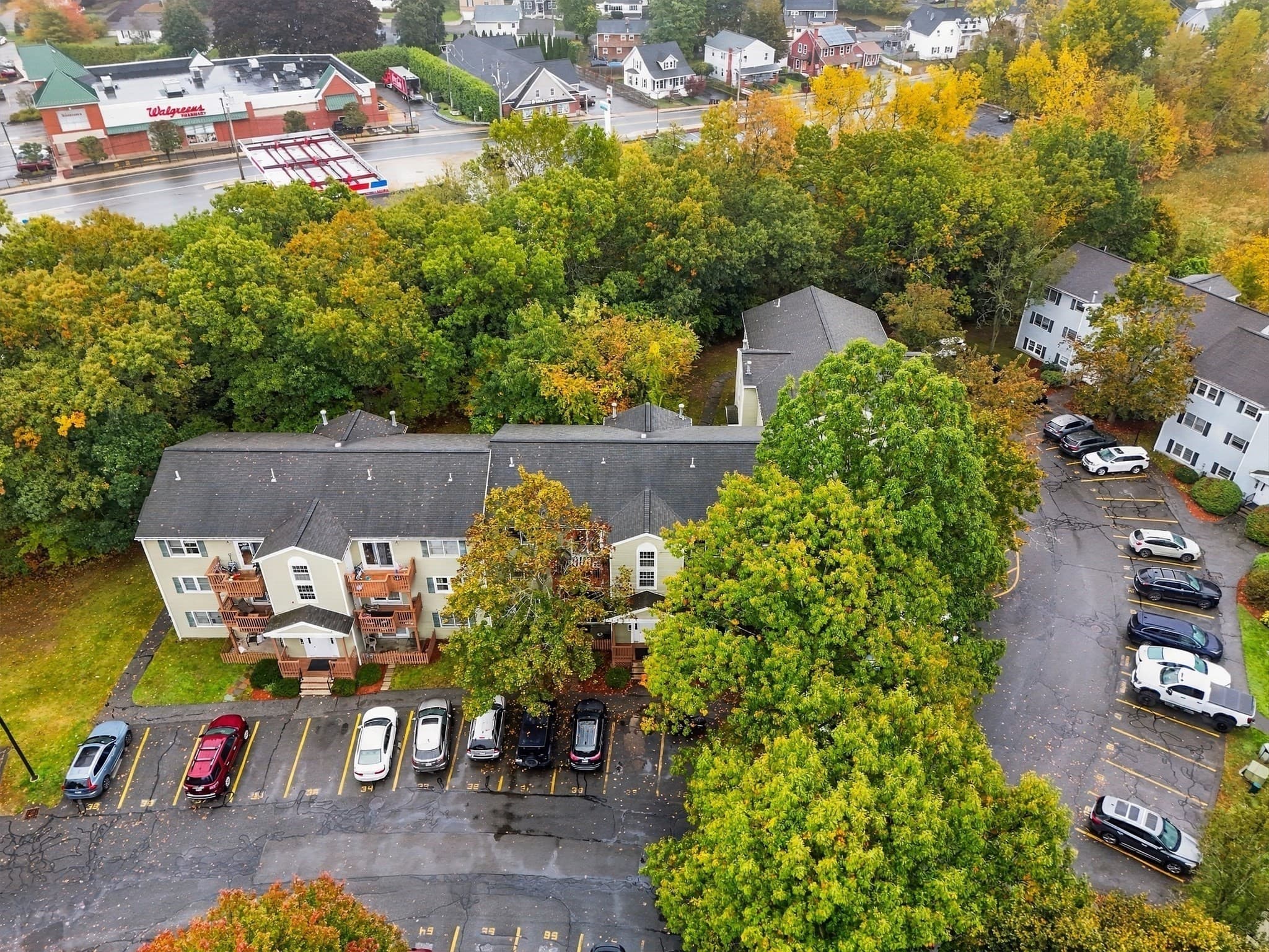 Condominium at 371 Aiken Ave # 10, Lowell MA 01850, Lowell, photo 37 of 39