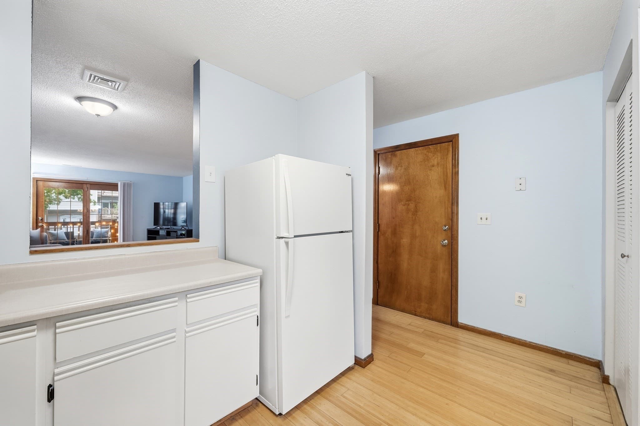 Condominium at 371 Aiken Ave # 10, Lowell MA 01850, Lowell, photo 11 of 39