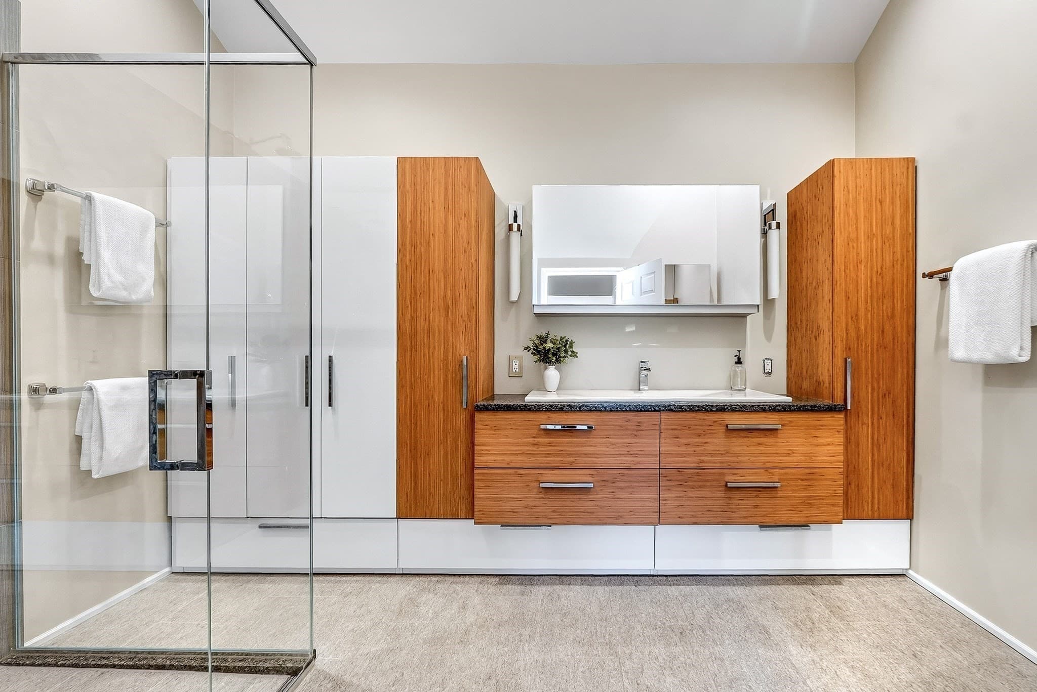 Condominium at 45 Pickman Dr # 45, Bedford MA 01730, photo 21 of 41