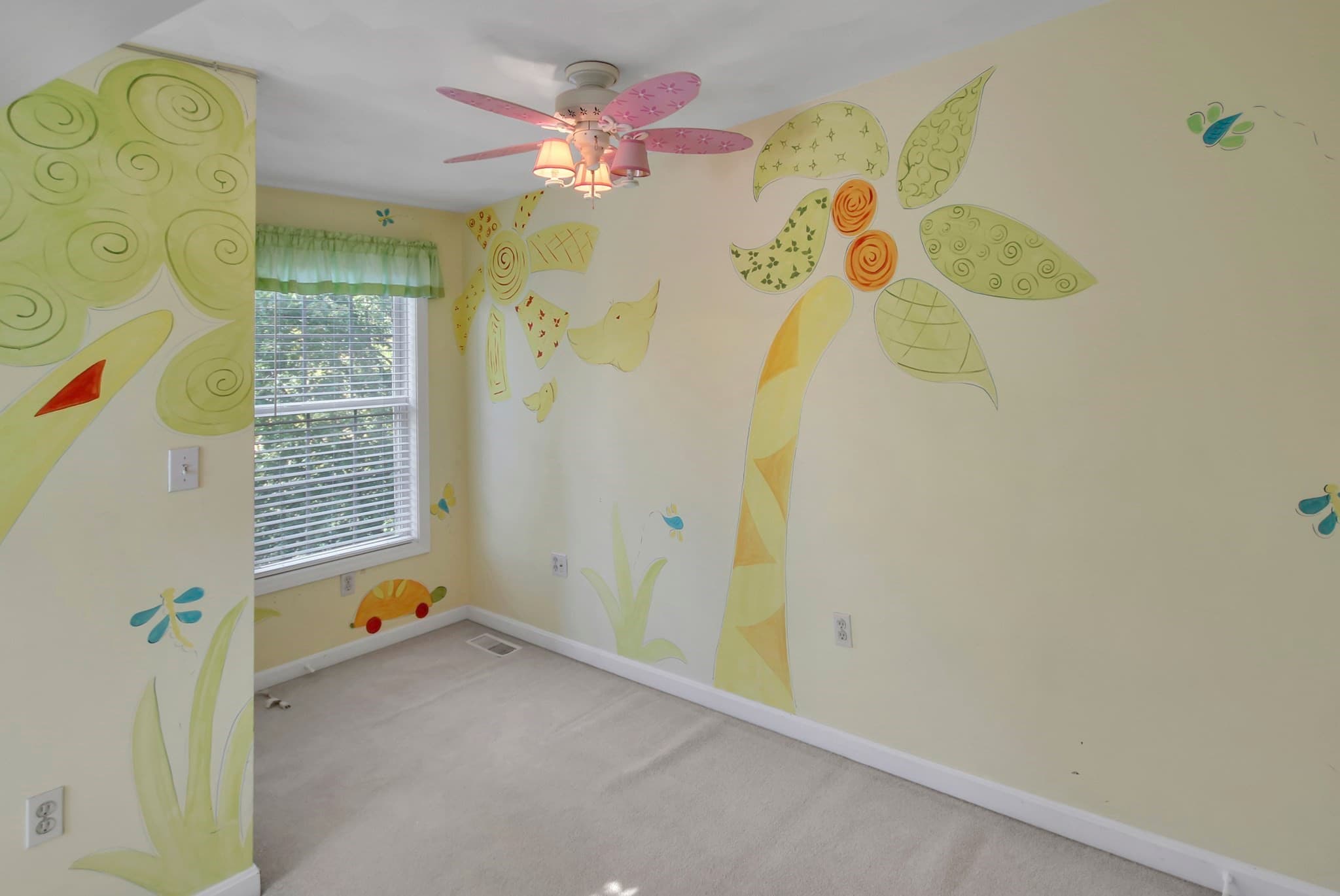 Single Family Residence at 170 Bay State Rd, Methuen MA 01844, photo 27 of 38