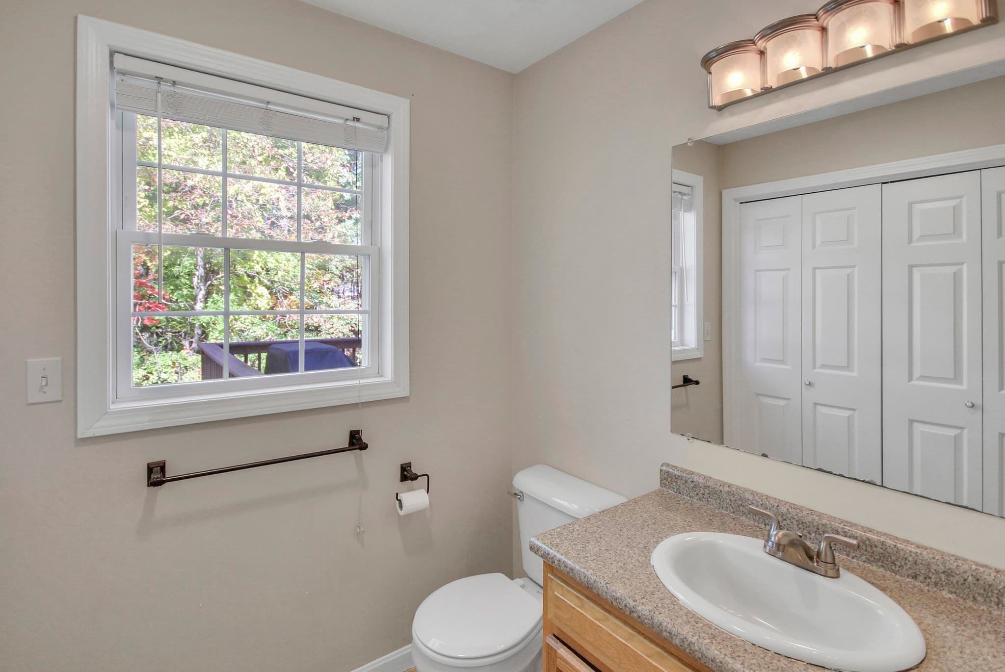 Single Family Residence at 170 Bay State Rd, Methuen MA 01844, photo 15 of 38