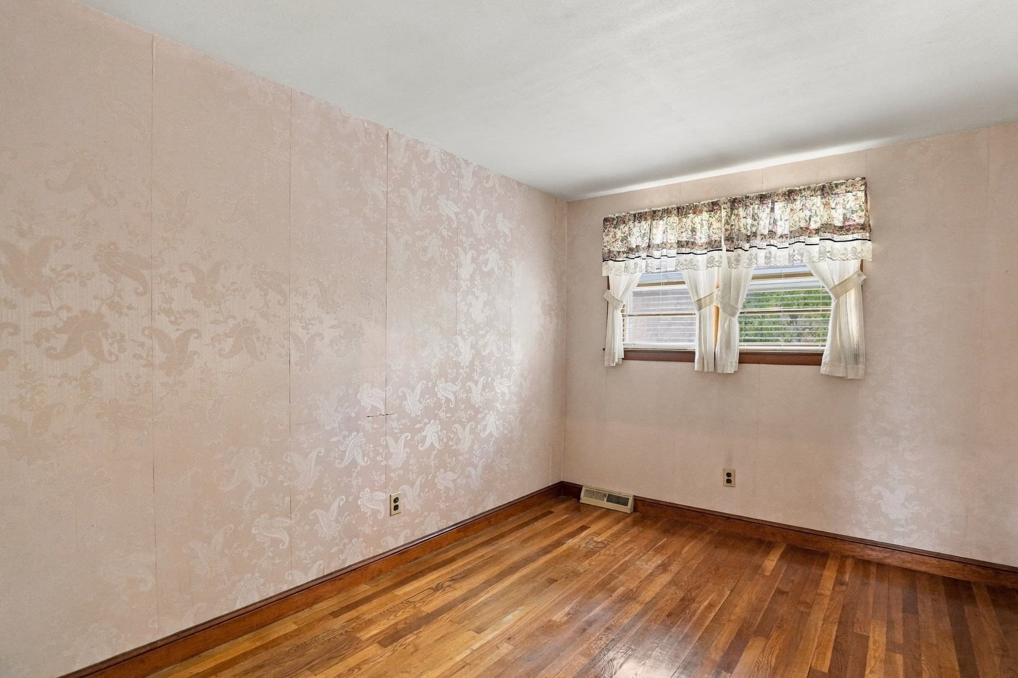 Single Family Residence at 48 W Spring St, Avon MA 02322, photo 18 of 35