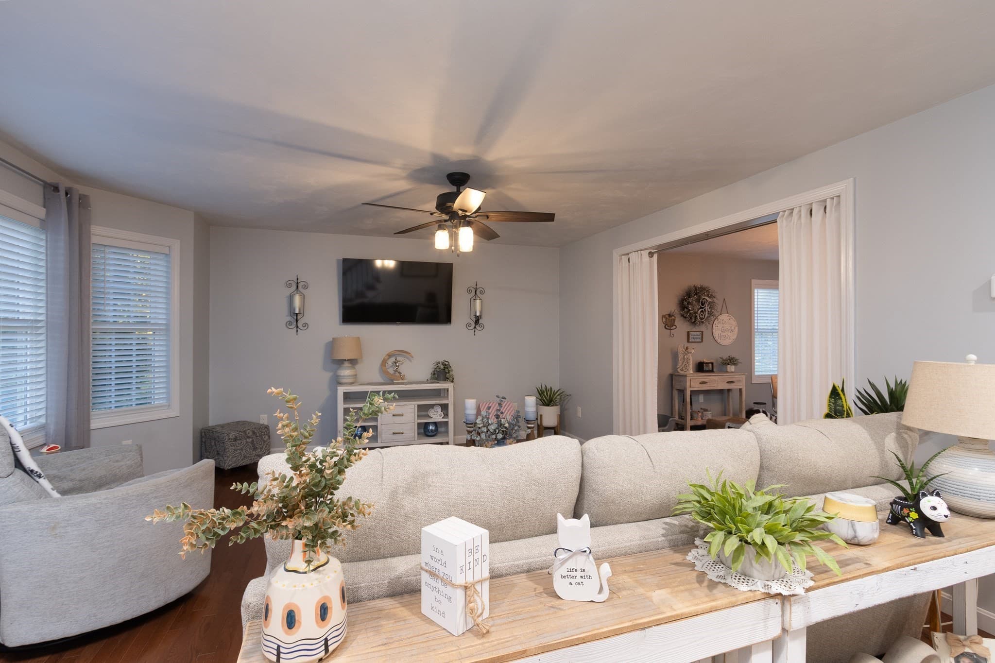 Single Family Residence at 12 Gardner Ave, Sturbridge MA 01566, photo 12 of 33
