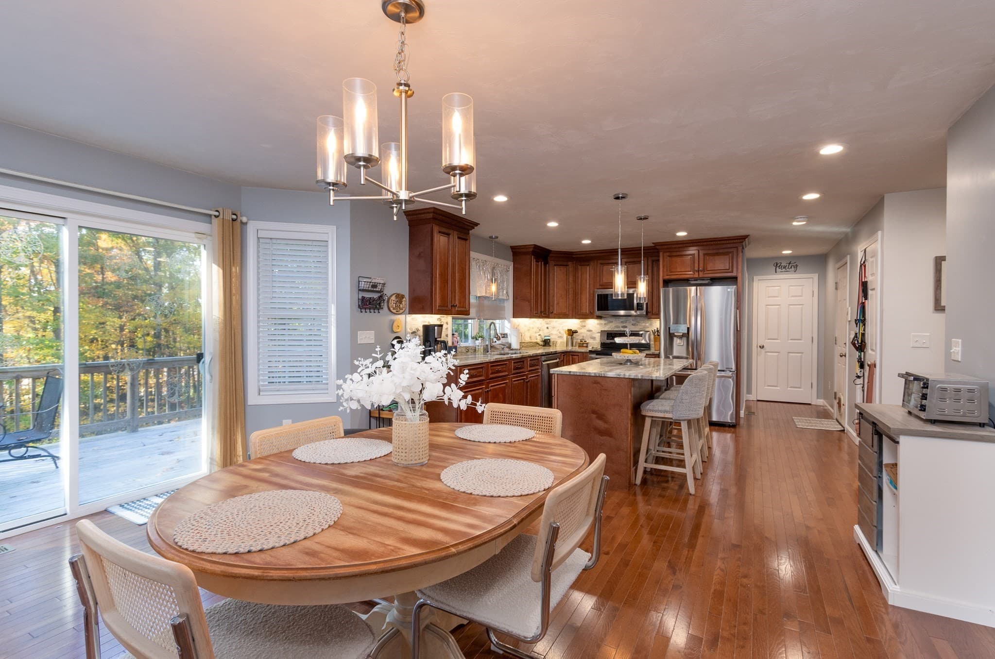 Single Family Residence at 12 Gardner Ave, Sturbridge MA 01566, photo 10 of 33