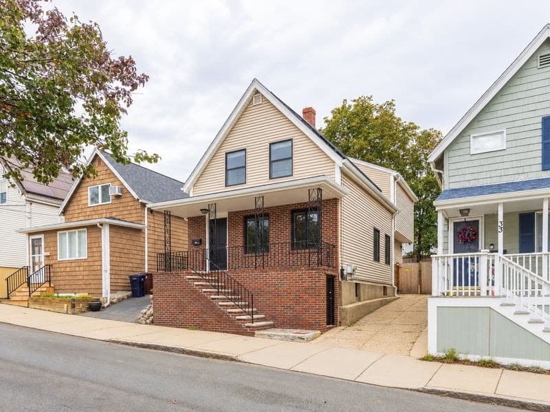 35 Villa Ave, Everett MA 02149