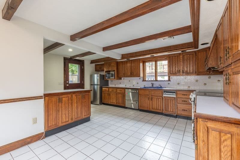 Single Family Residence at 35 Villa Ave, Everett MA 02149, Everett, photo 10 of 25
