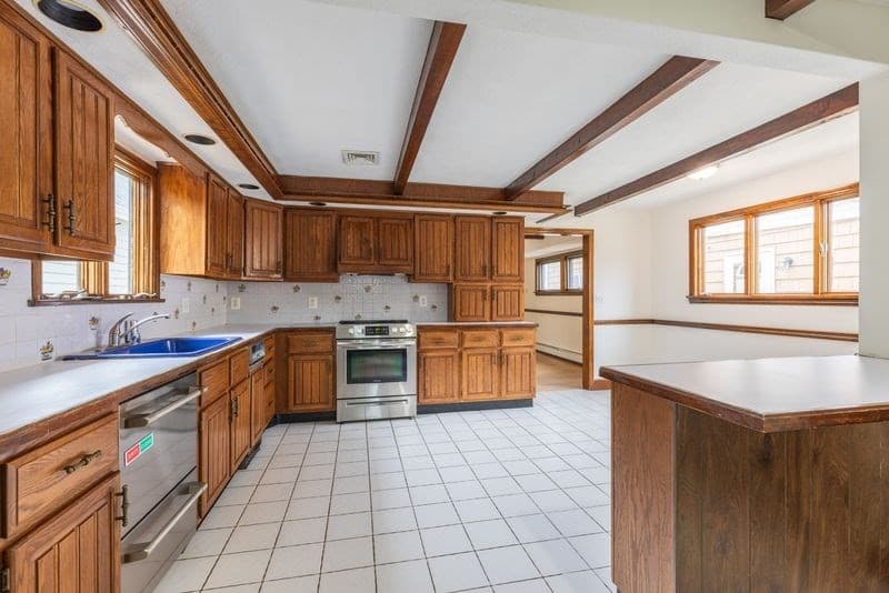 Single Family Residence at 35 Villa Ave, Everett MA 02149, Everett, photo 11 of 25
