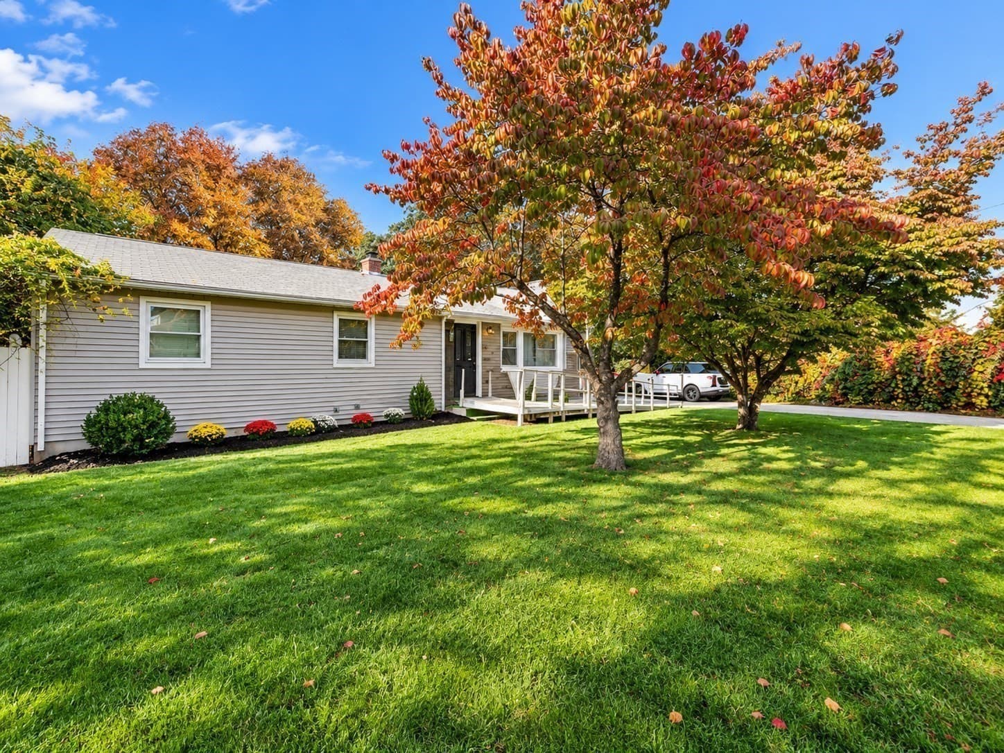Single Family Residence at 102 Casino Ave, Chicopee MA 01013, Chicopee, photo 2 of 22