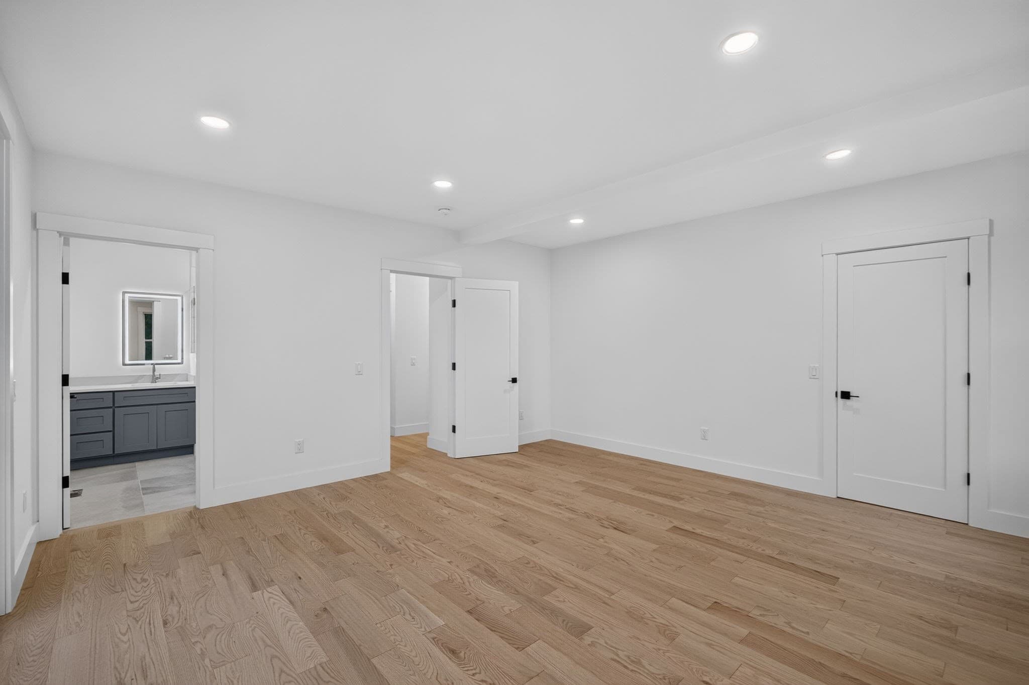 Single Family Residence at 10 Notre Dame Ave, Harwich MA 02646, photo 16 of 42