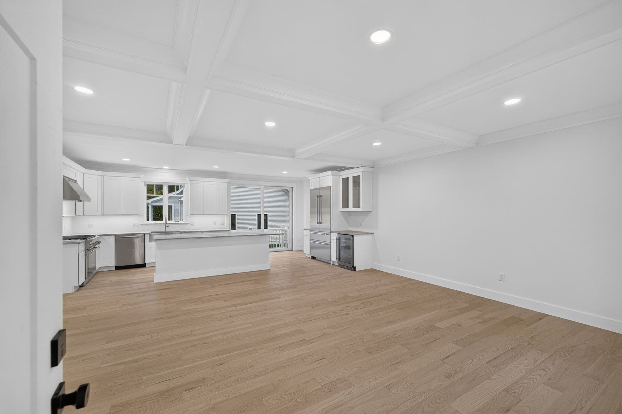 Single Family Residence at 10 Notre Dame Ave, Harwich MA 02646, photo 5 of 42