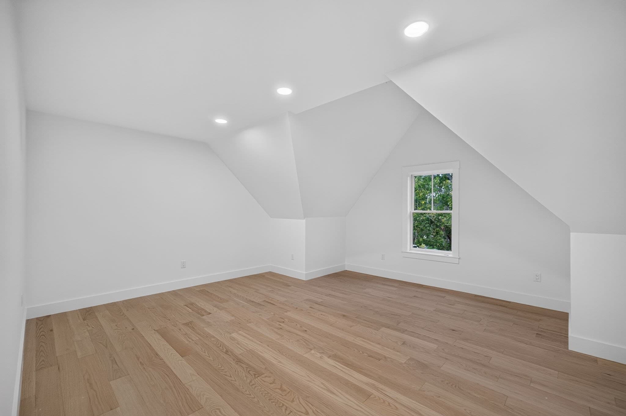 Single Family Residence at 10 Notre Dame Ave, Harwich MA 02646, photo 24 of 42