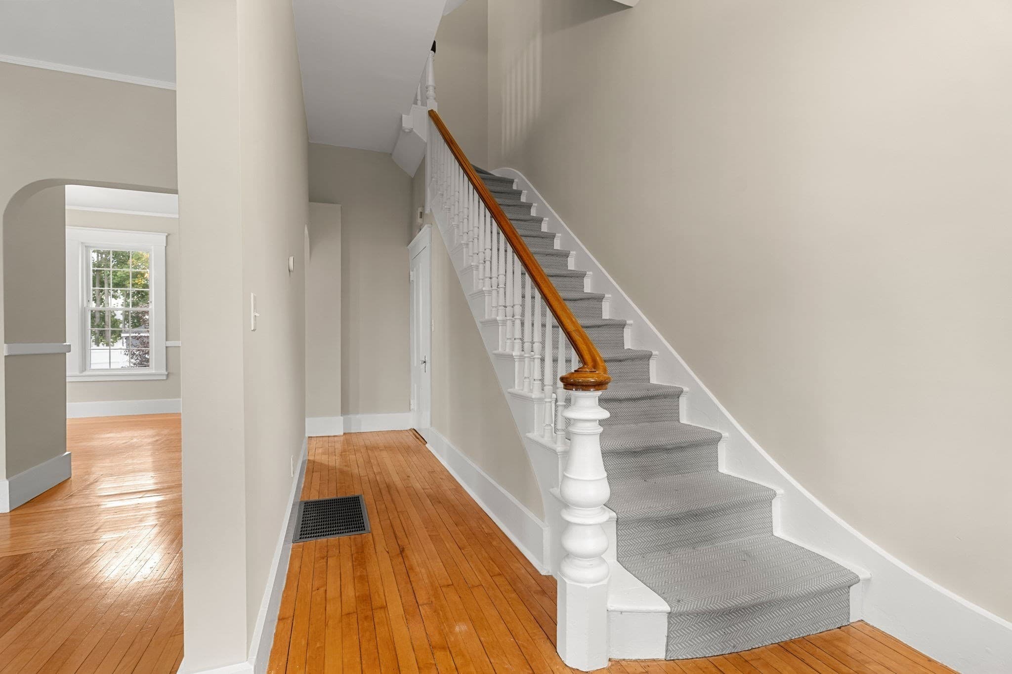 Single Family Residence at 20 Paradise # 20, Swampscott MA 01907, photo 18 of 32