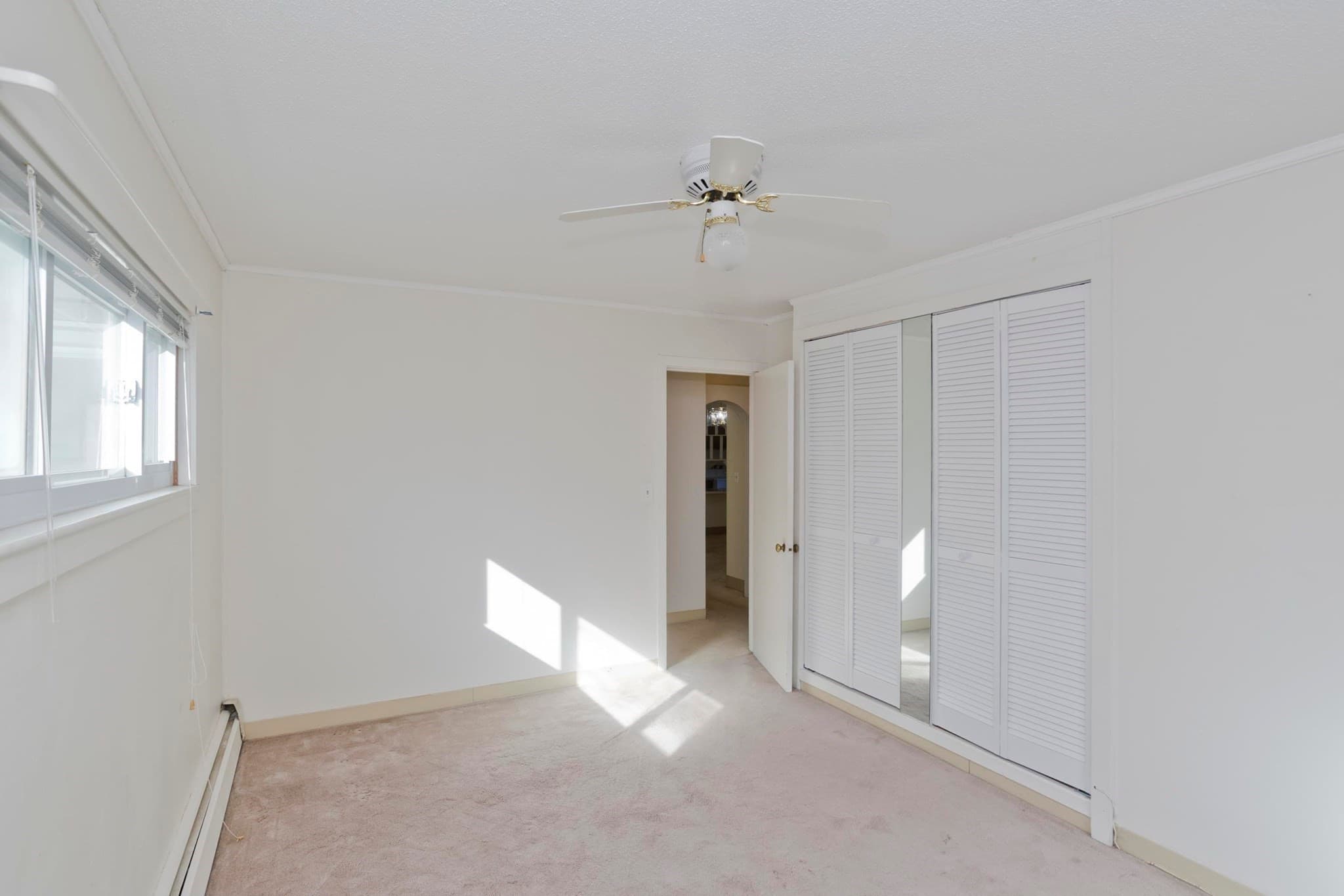 Condominium at 183 Applewood Drive # 183, Chicopee MA 01022, Chicopee, photo 23 of 33