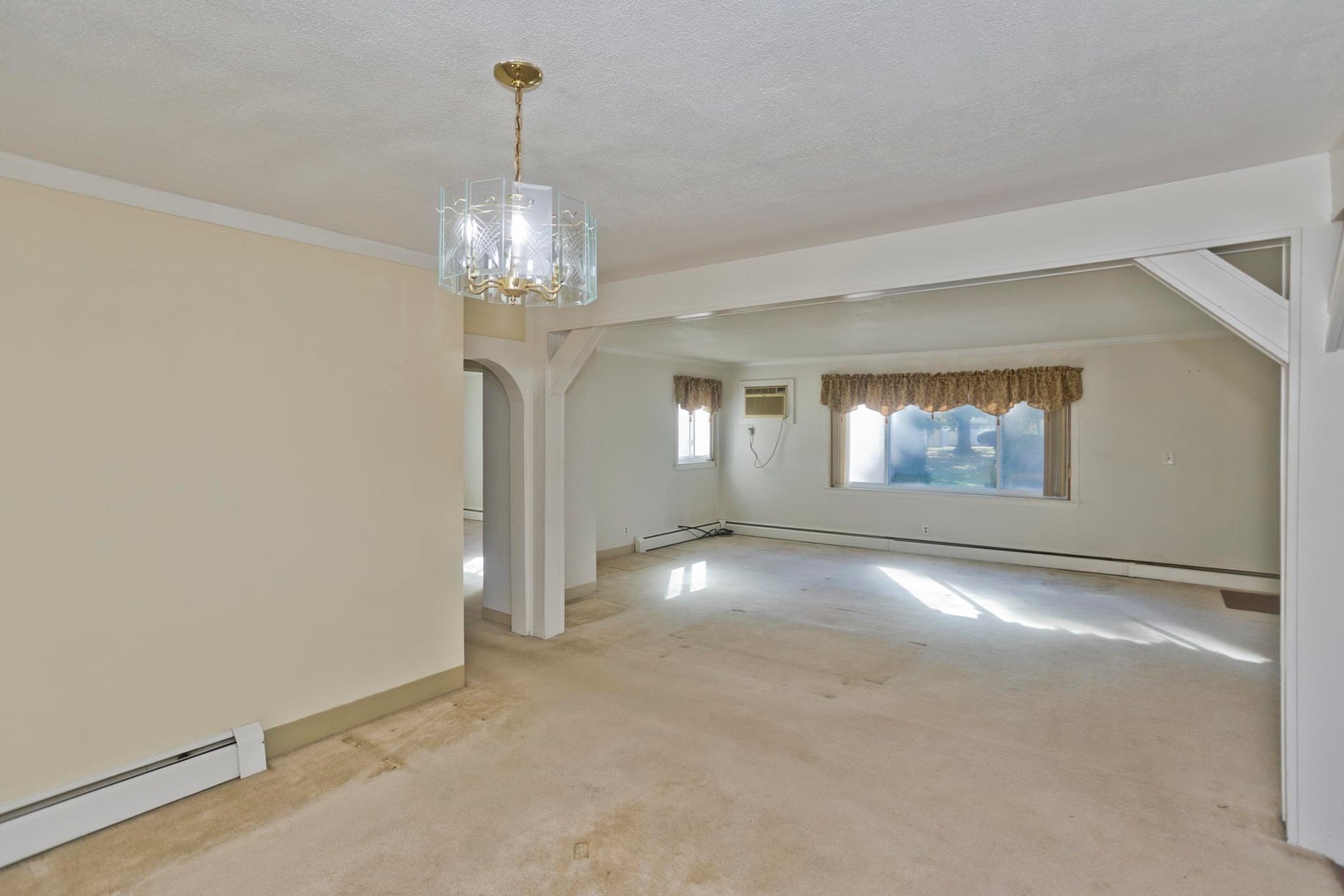 Condominium at 183 Applewood Drive # 183, Chicopee MA 01022, Chicopee, photo 12 of 33