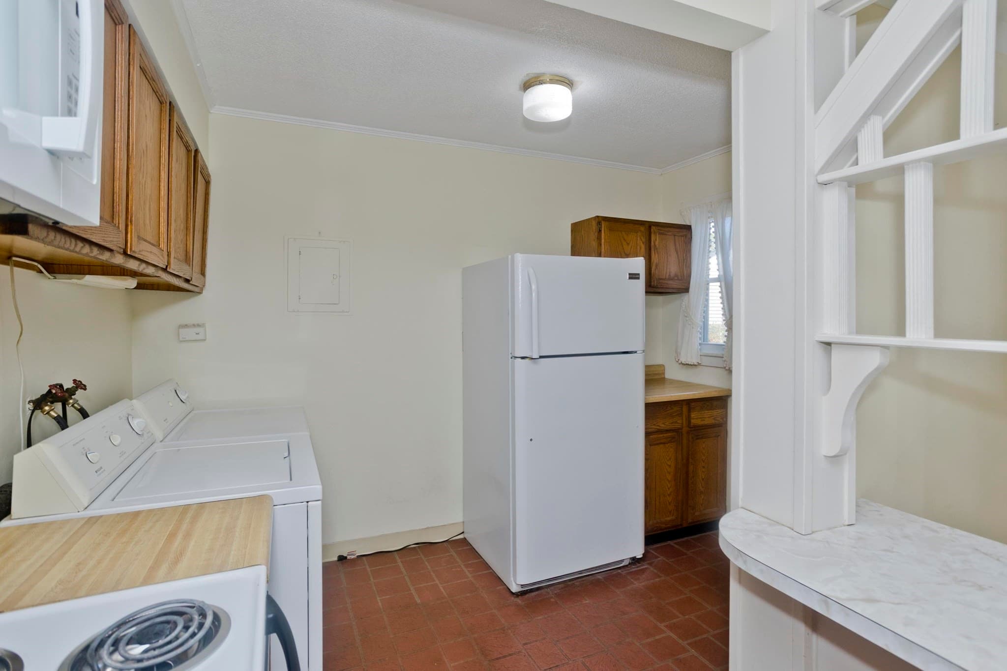 Condominium at 183 Applewood Drive # 183, Chicopee MA 01022, Chicopee, photo 7 of 33