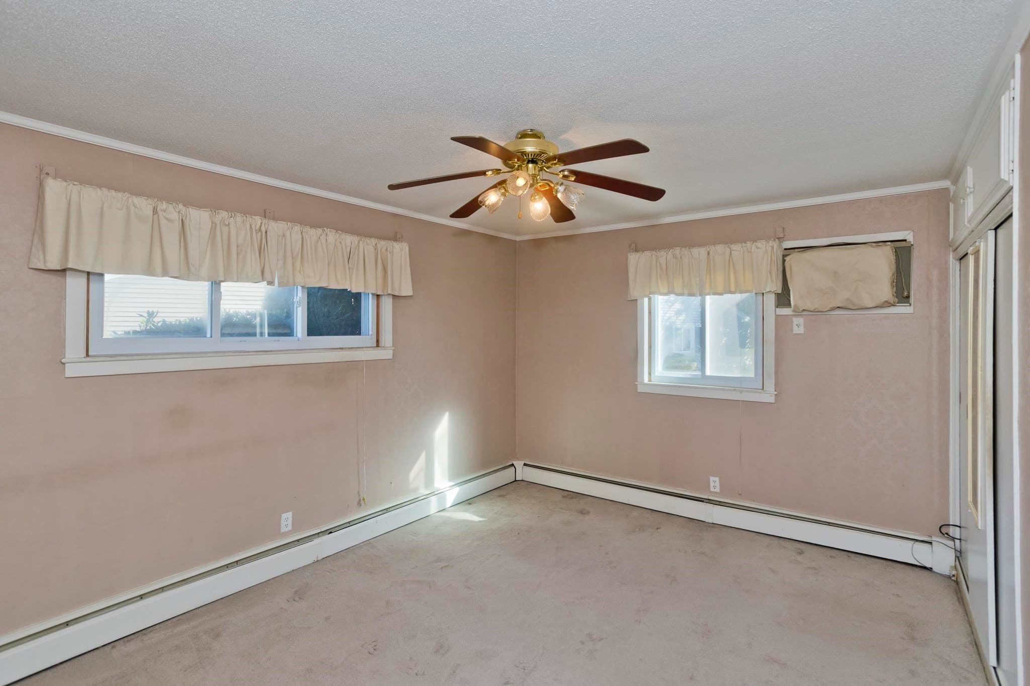 Condominium at 183 Applewood Drive # 183, Chicopee MA 01022, Chicopee, photo 24 of 33