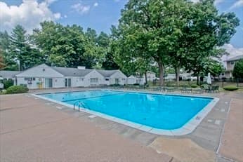 Condominium at 183 Applewood Drive # 183, Chicopee MA 01022, Chicopee, photo 31 of 33