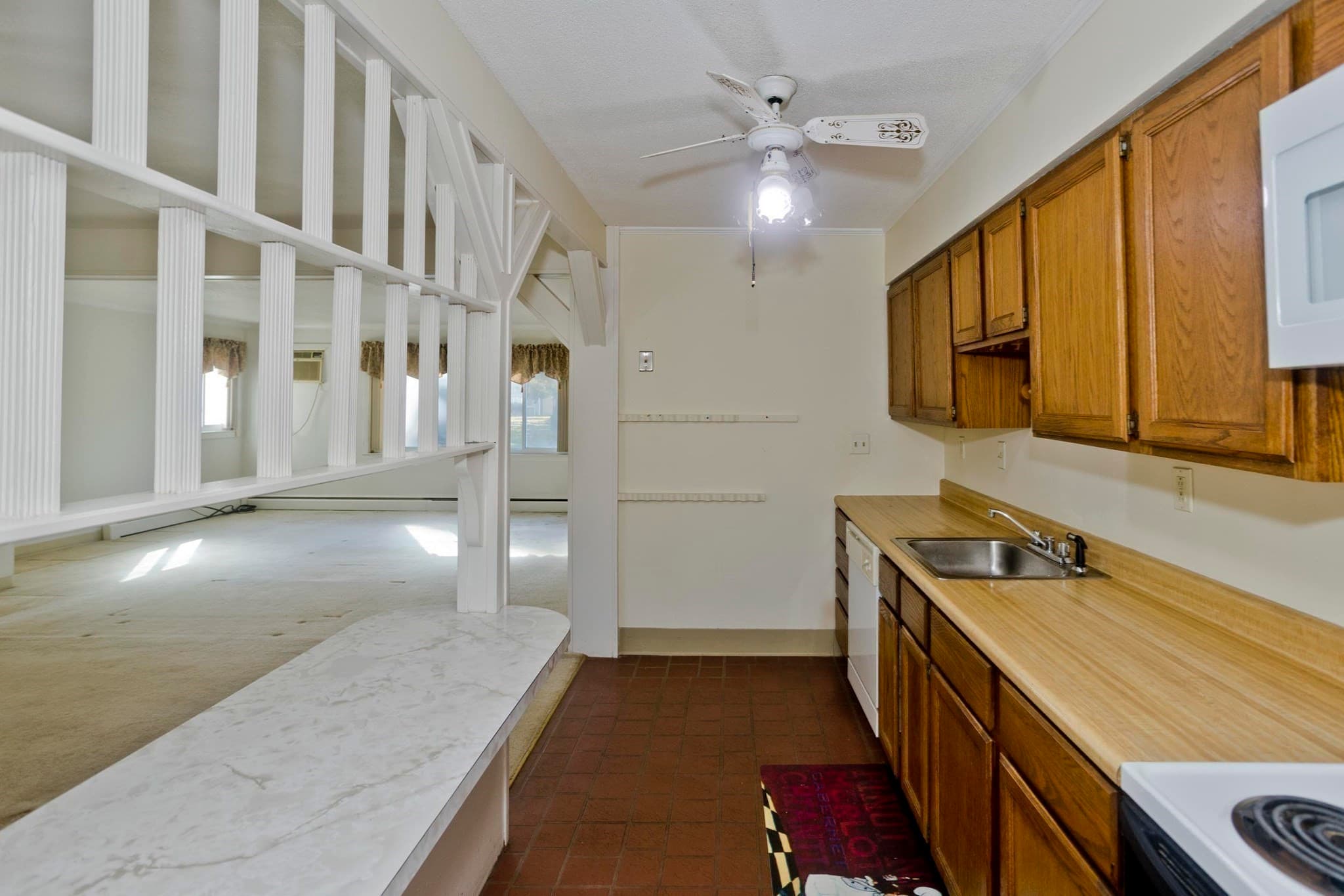 Condominium at 183 Applewood Drive # 183, Chicopee MA 01022, Chicopee, photo 8 of 33