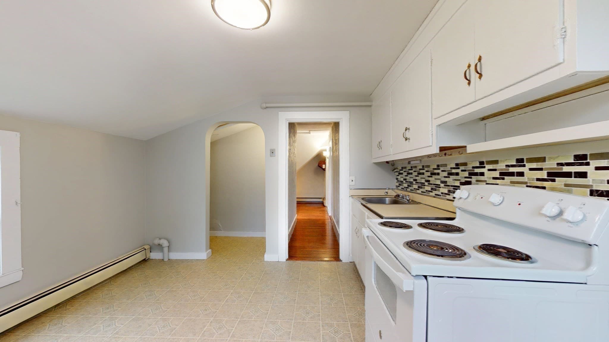 2 Family - 2 Units Up/Down at 142 Dale St, Waltham MA 02451, Waltham, photo 22 of 41