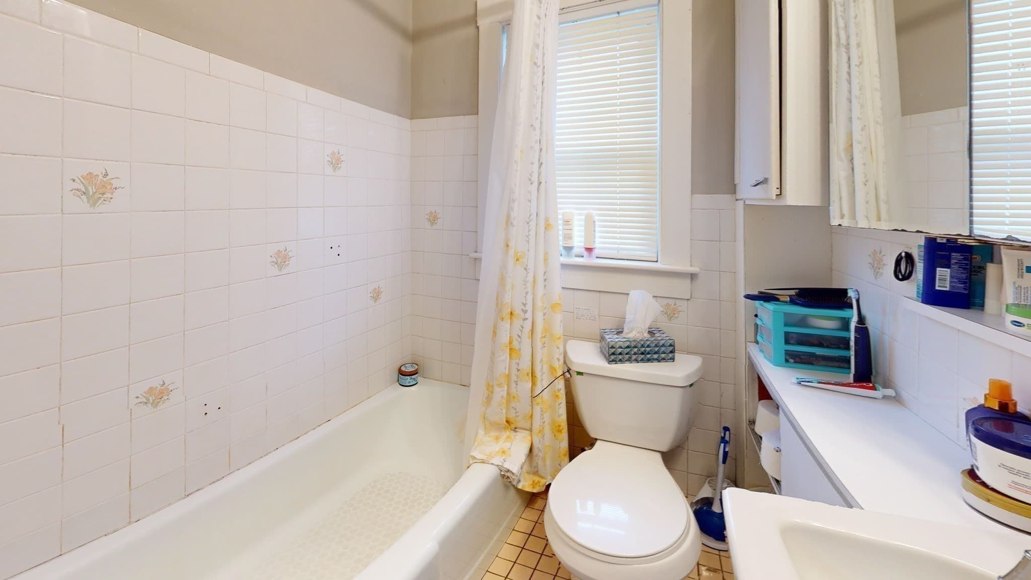 2 Family - 2 Units Up/Down at 142 Dale St, Waltham MA 02451, Waltham, photo 32 of 41