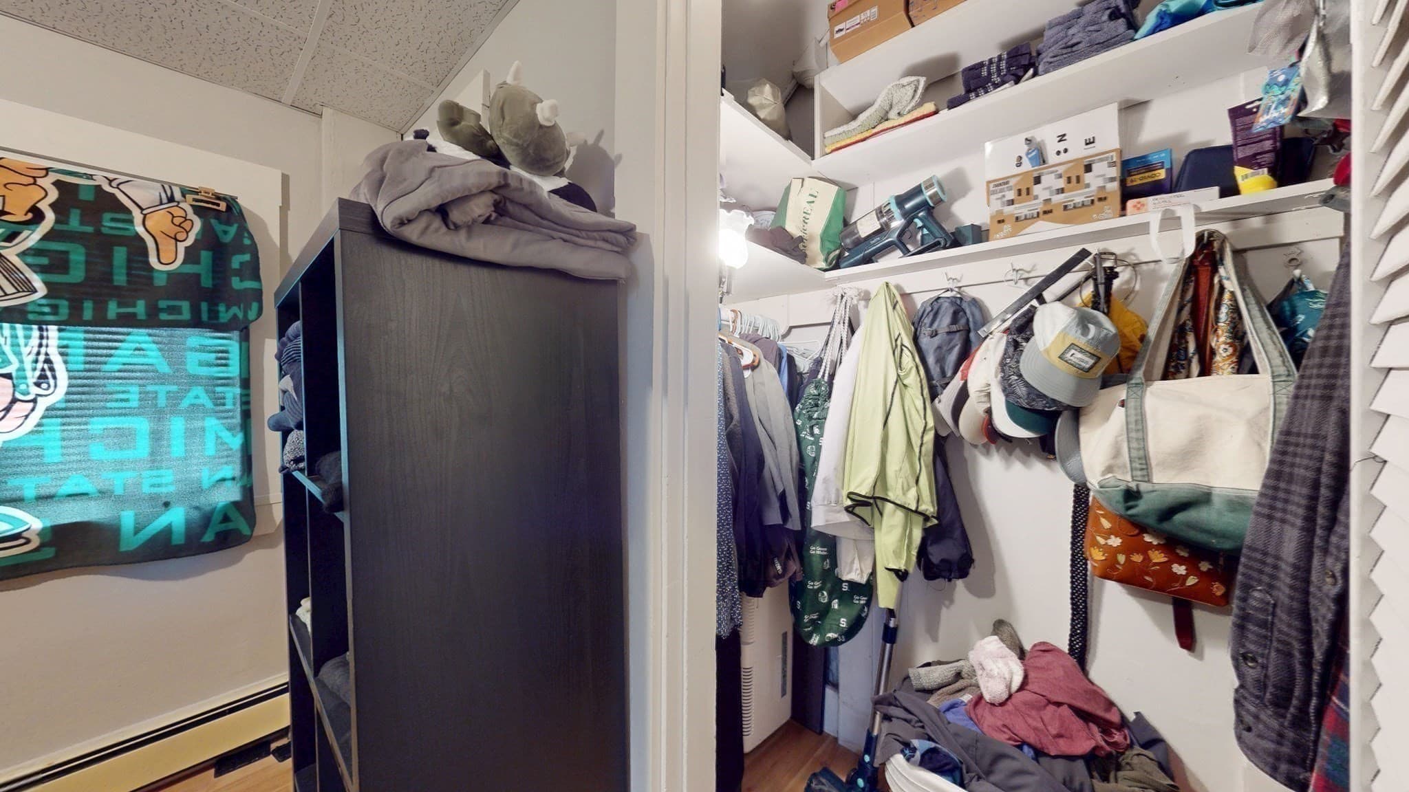 2 Family - 2 Units Up/Down at 142 Dale St, Waltham MA 02451, Waltham, photo 19 of 41