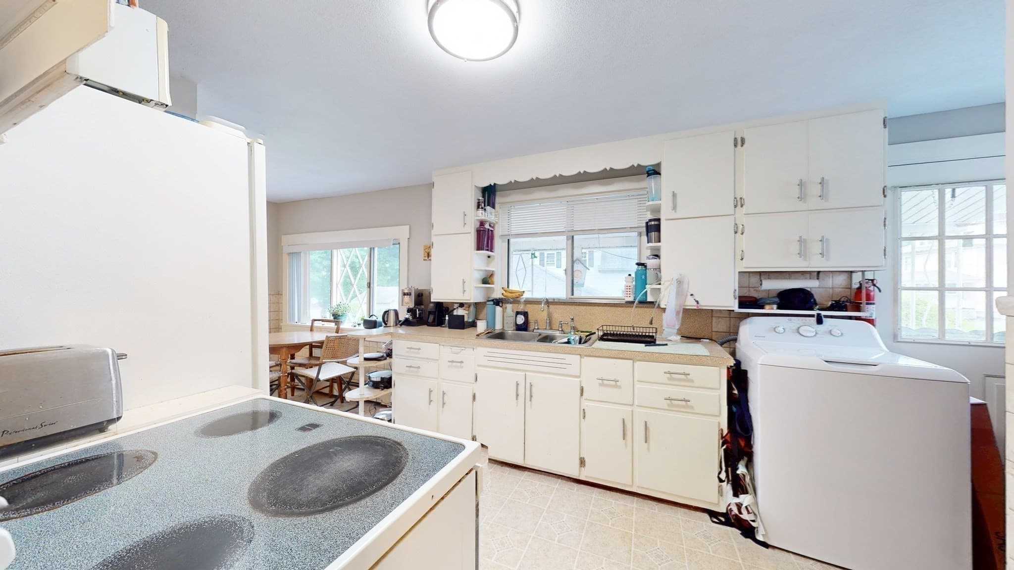 2 Family - 2 Units Up/Down at 142 Dale St, Waltham MA 02451, Waltham, photo 4 of 41
