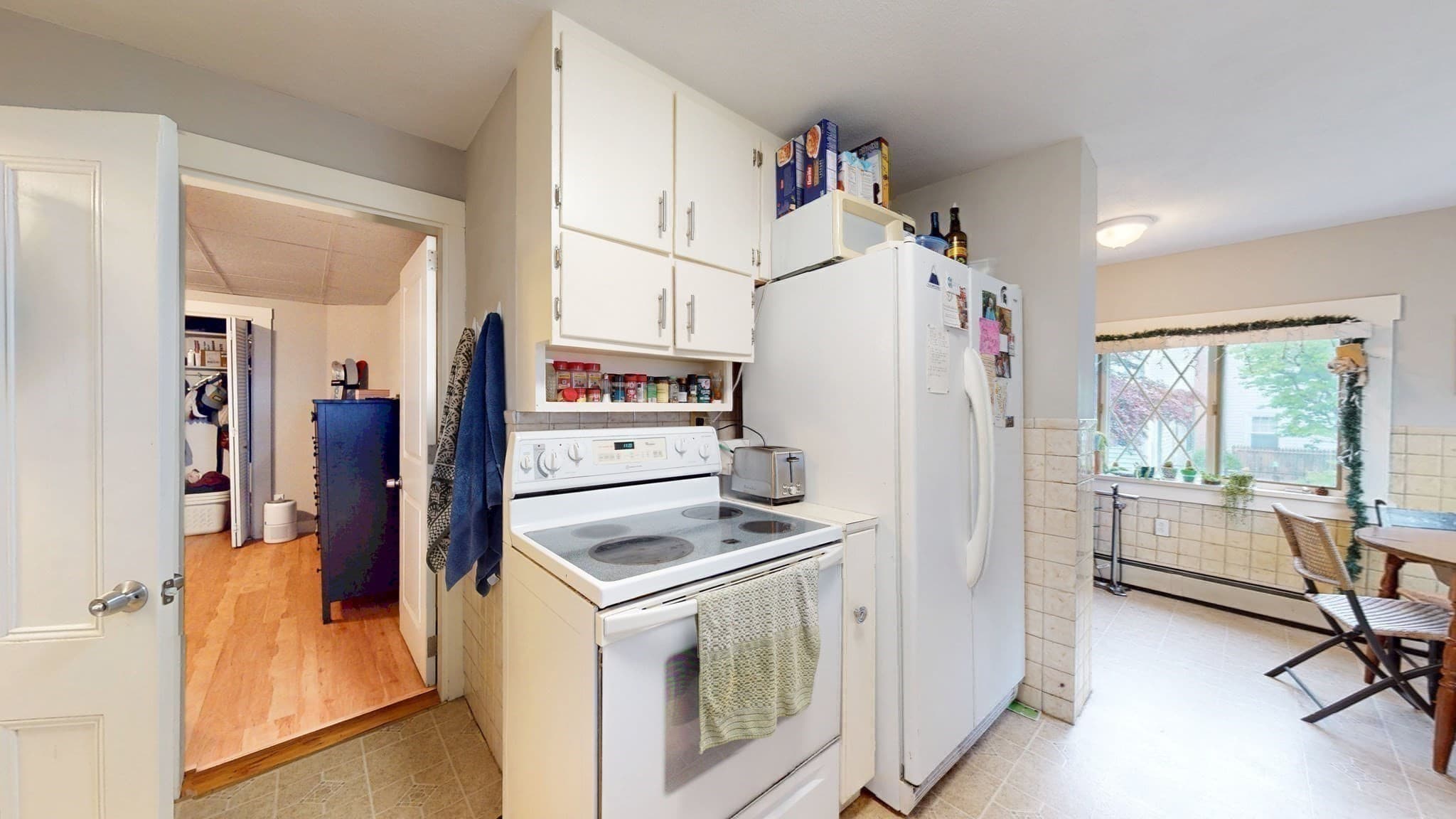 2 Family - 2 Units Up/Down at 142 Dale St, Waltham MA 02451, Waltham, photo 8 of 41