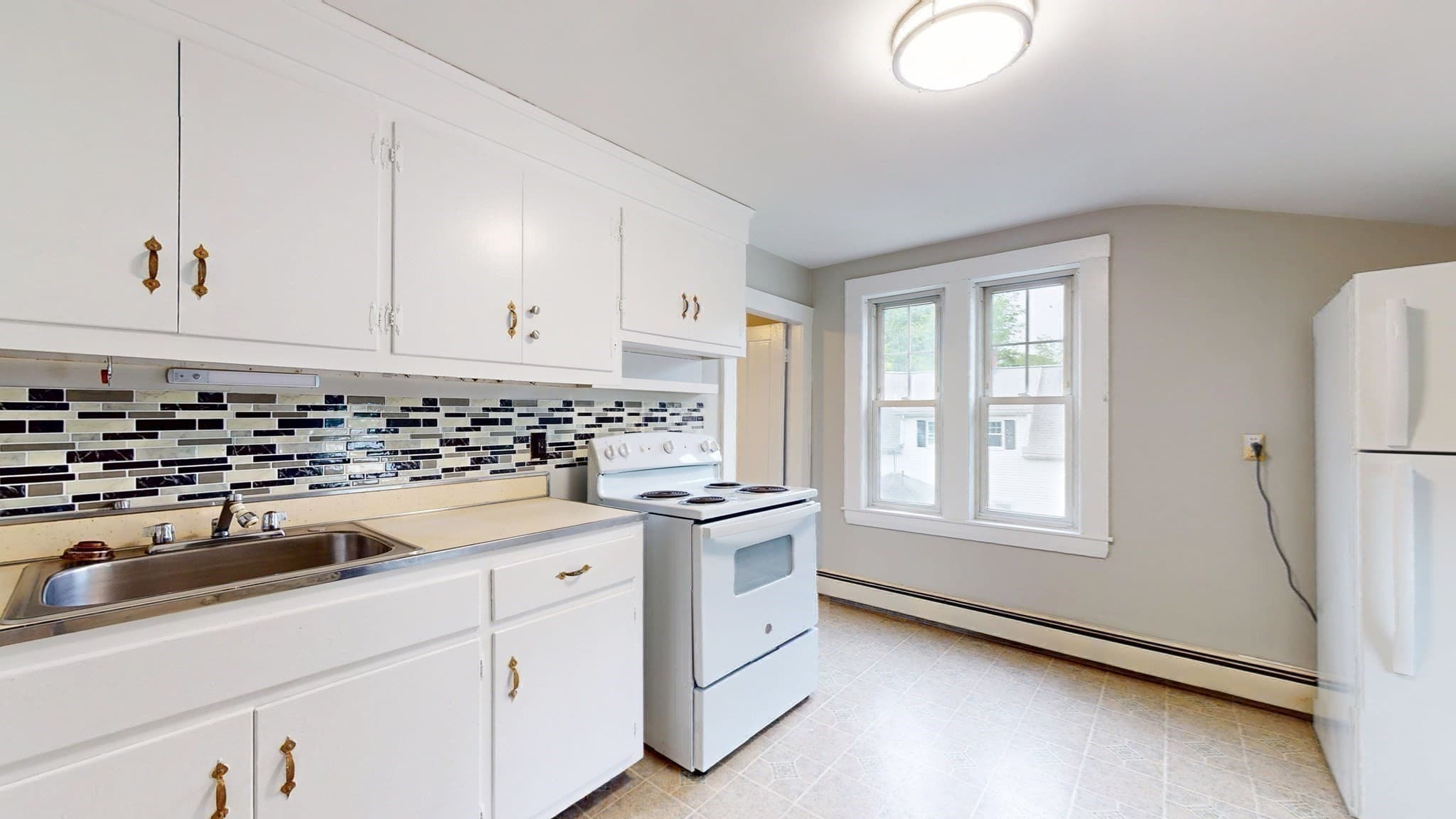 2 Family - 2 Units Up/Down at 142 Dale St, Waltham MA 02451, Waltham, photo 21 of 41