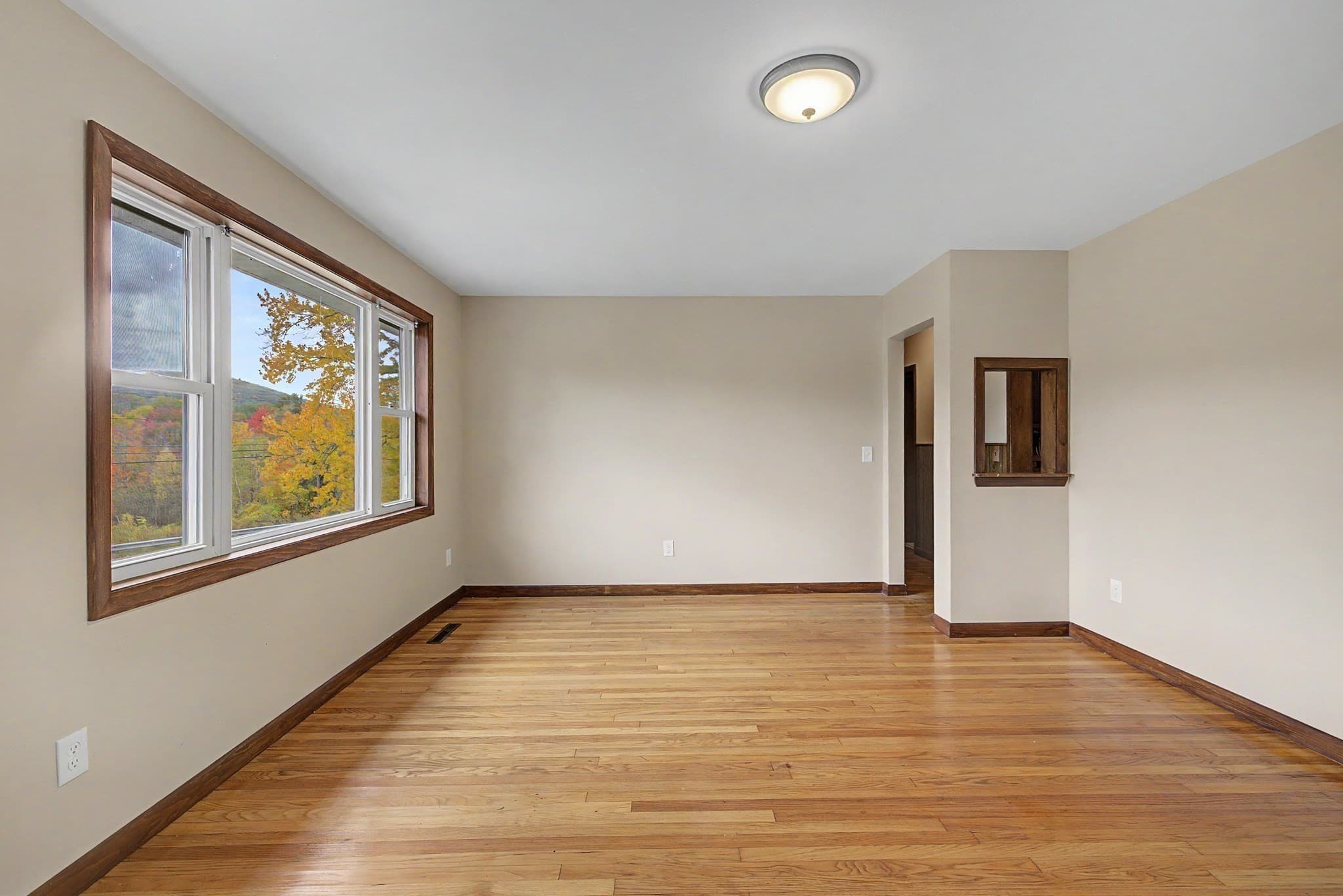 Single Family Residence at 286 Granville Rd, Southwick MA 01077, photo 4 of 42
