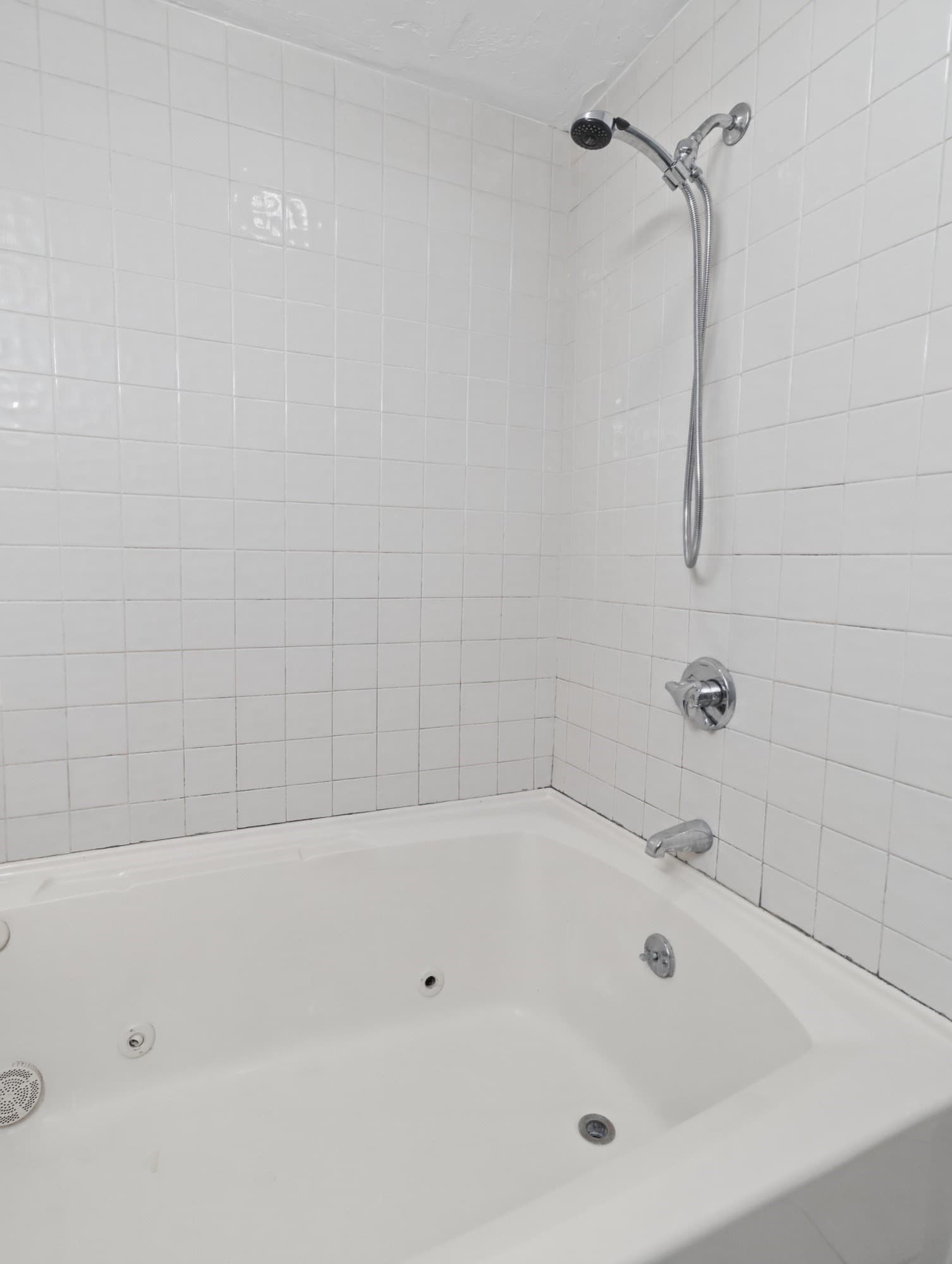 Condominium at 180 Cadish Avenue # 8, Hull MA 02045, Hull, photo 26 of 33