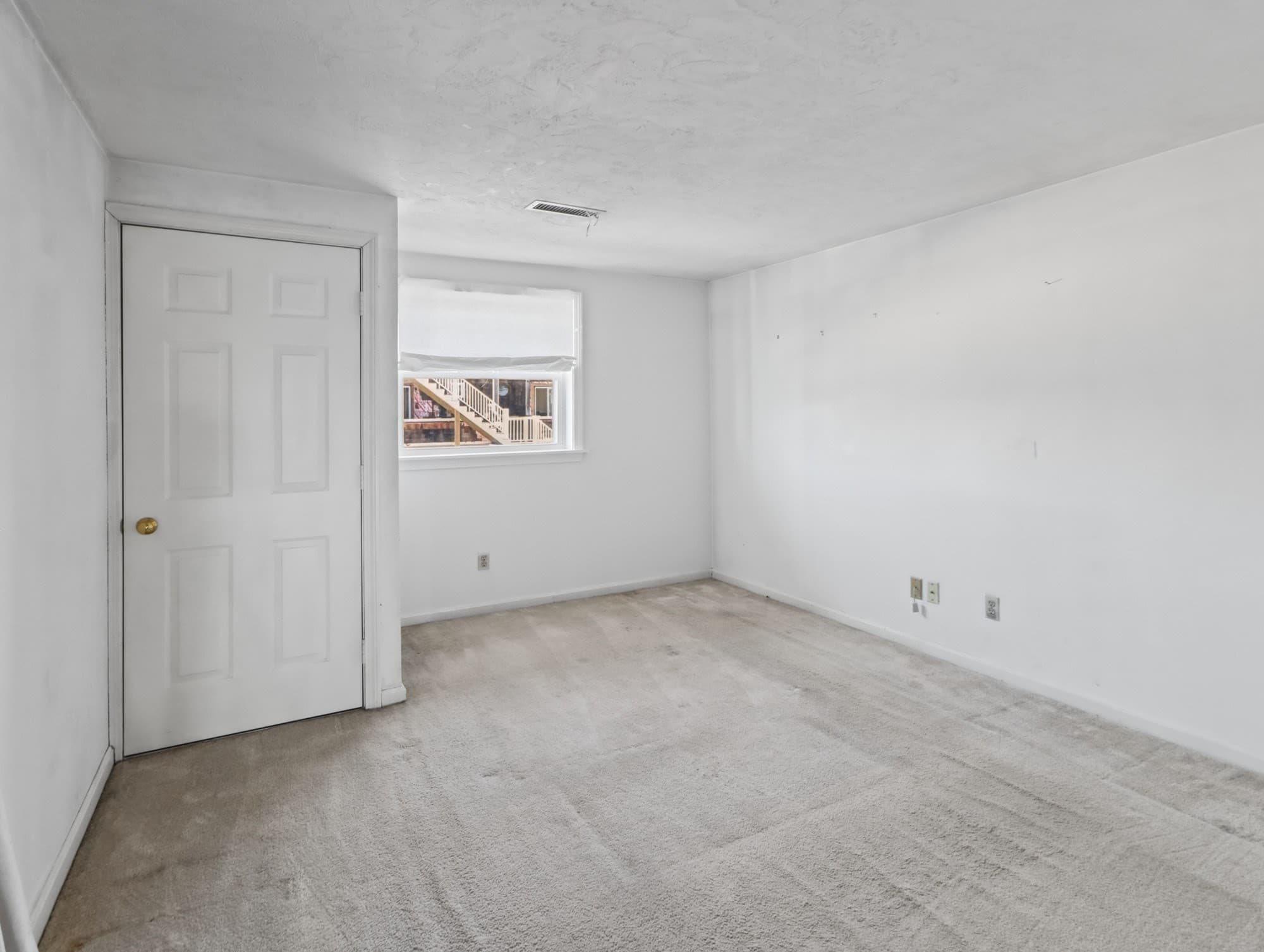 Condominium at 180 Cadish Avenue # 8, Hull MA 02045, Hull, photo 22 of 33