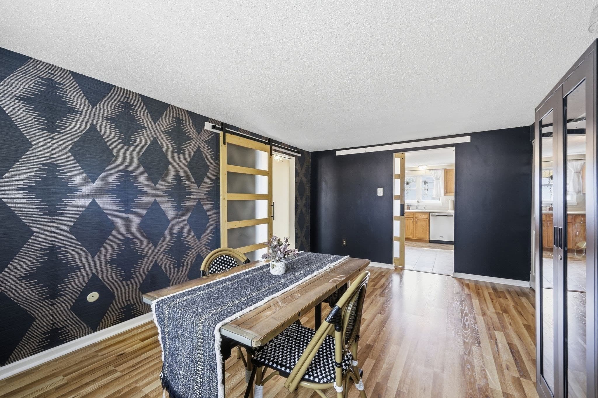 Condominium at 5 Maple Crest Circle, Holyoke MA 01040, Holyoke, photo 6 of 28