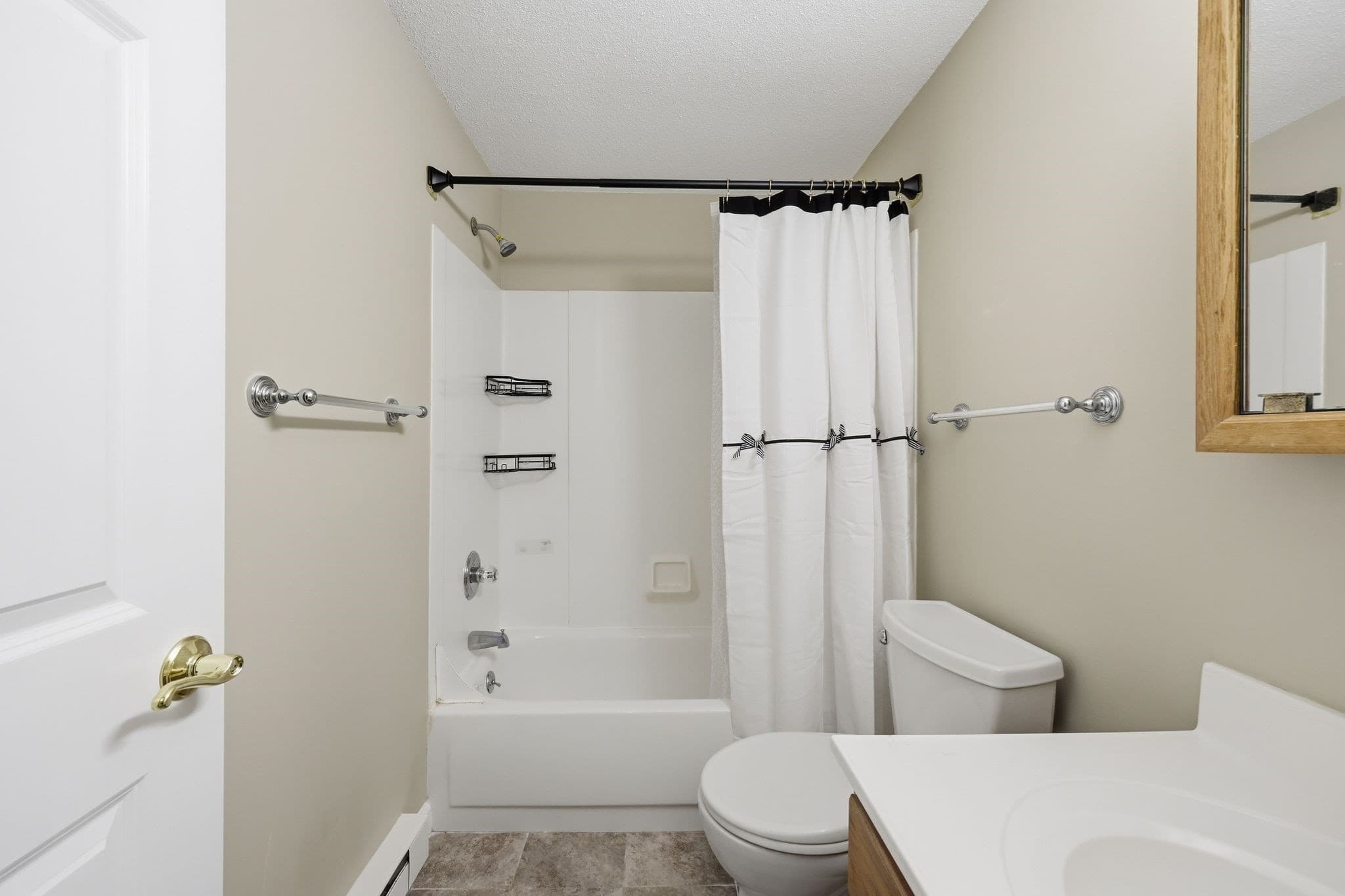 Condominium at 5 Maple Crest Circle, Holyoke MA 01040, Holyoke, photo 25 of 28