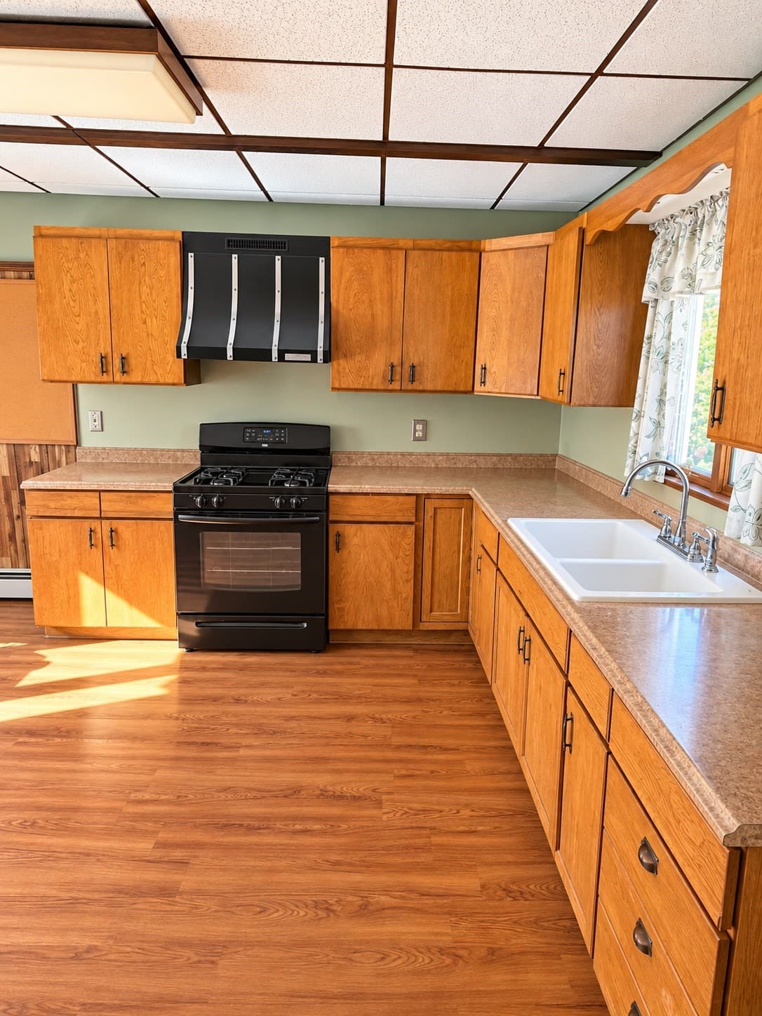 2 Family - 2 Units Up/Down at 43 Highland Ave, Haverhill MA 01830, Haverhill, photo 5 of 23