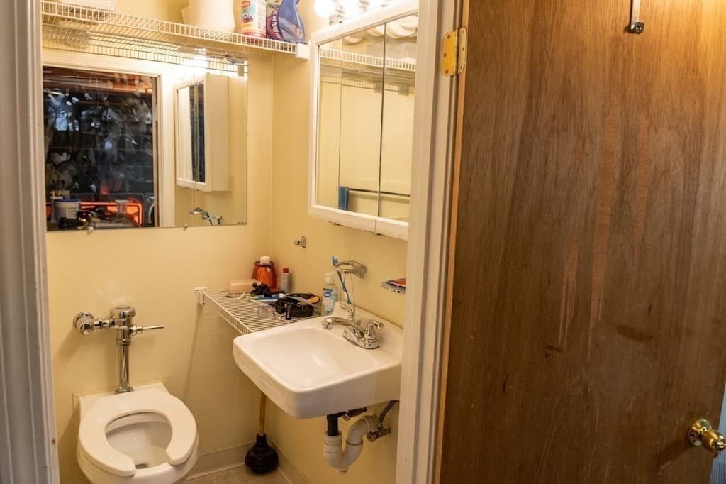 Single Family Residence at 21 Graham, Leominster MA 01453, photo 21 of 32
