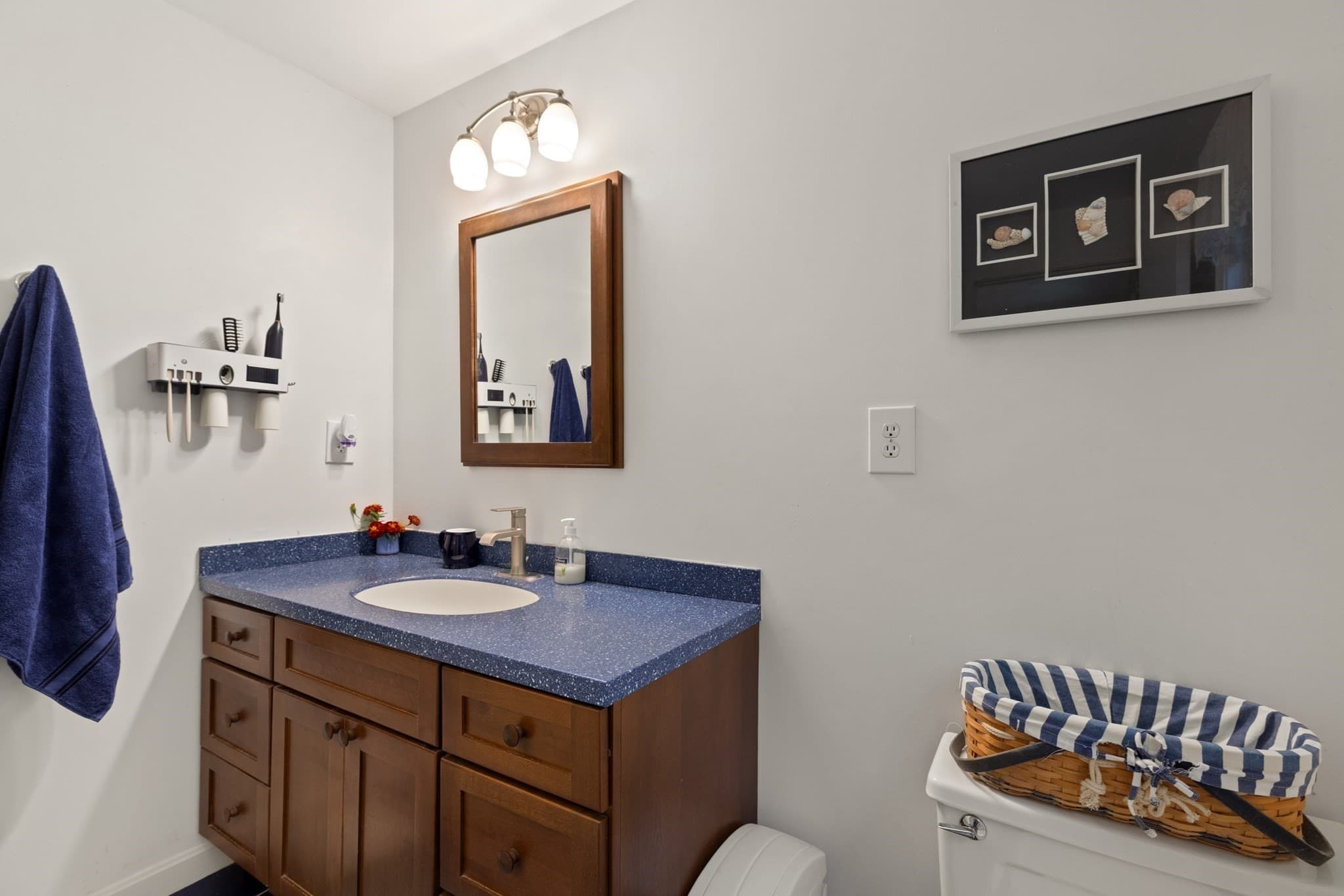 Single Family Residence at 15 Condor Rd, Sharon MA 02067, Sharon, photo 22 of 39