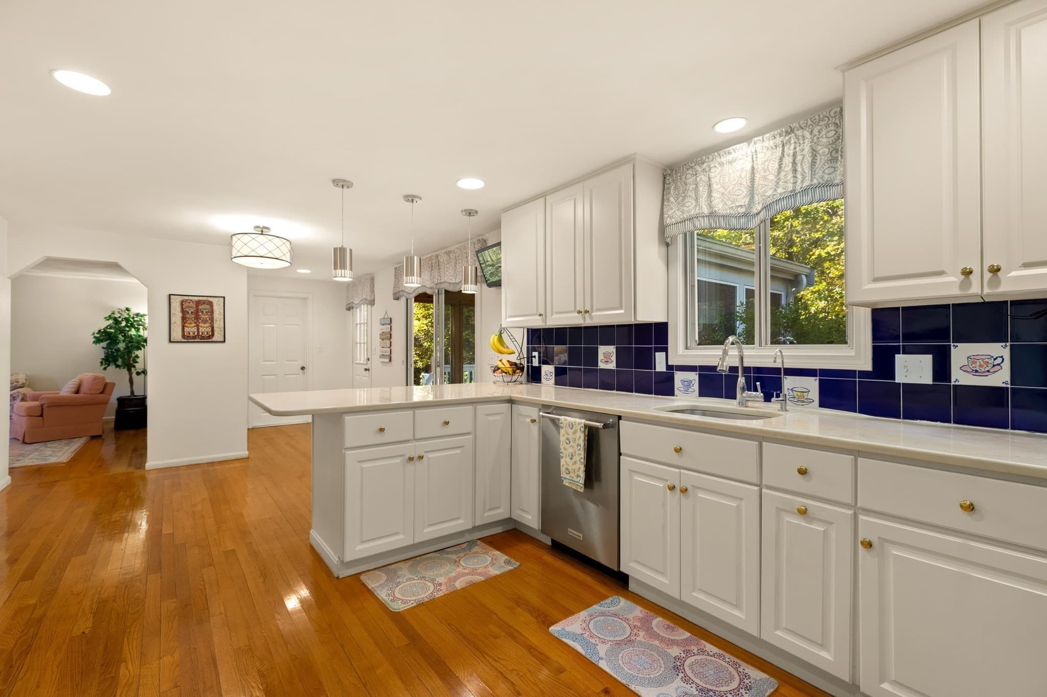 Single Family Residence at 15 Condor Rd, Sharon MA 02067, Sharon, photo 10 of 39