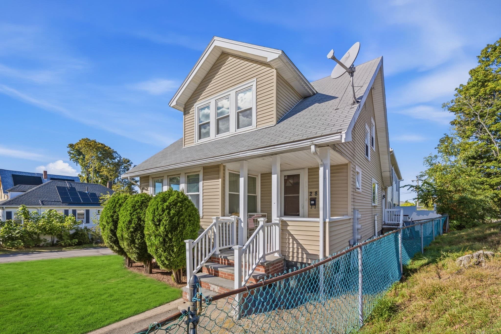 Condominium at 28 Vine Ave # 28, Quincy MA 02169, Quincy, photo 2 of 42