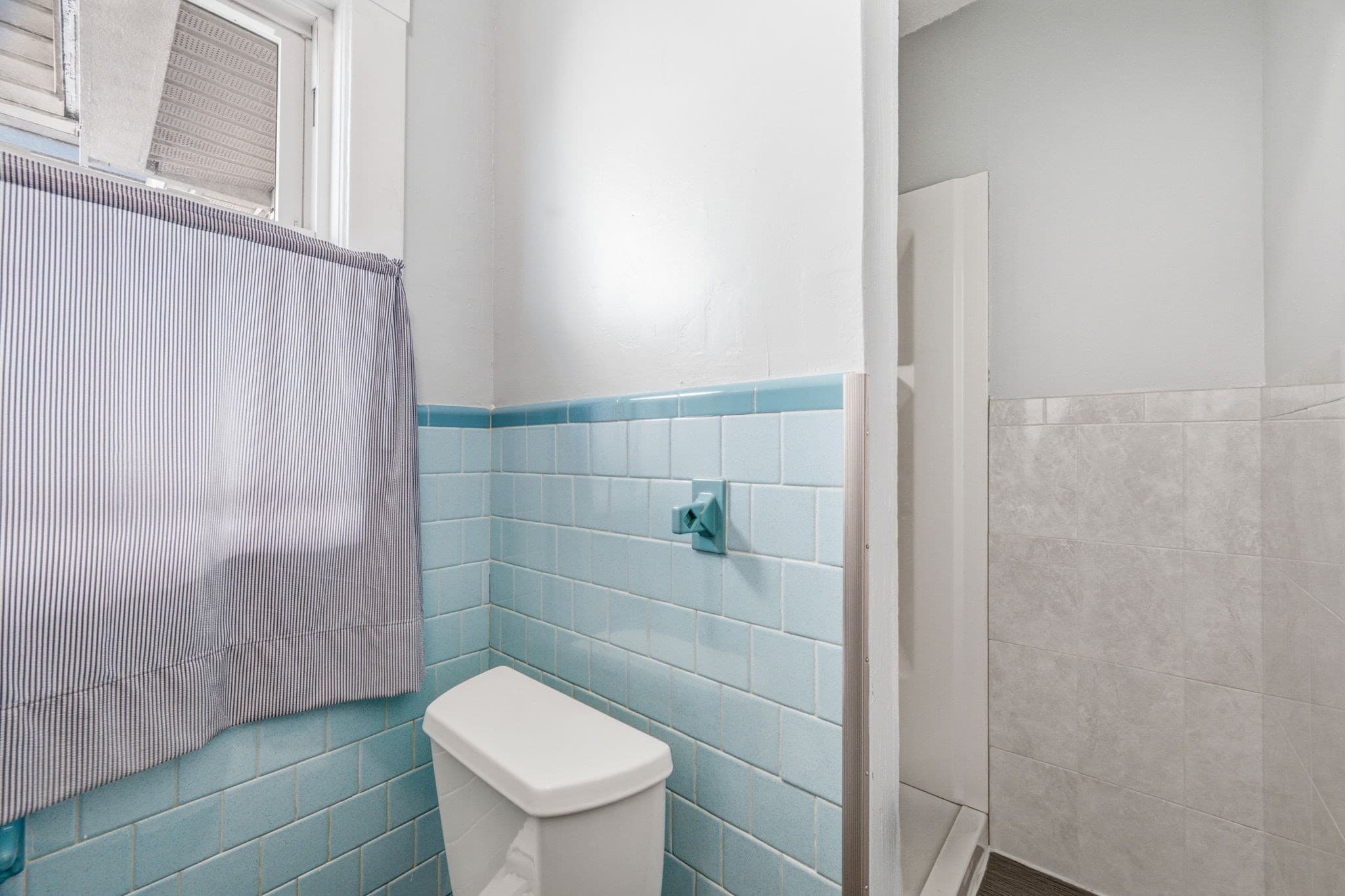 Condominium at 28 Vine Ave # 28, Quincy MA 02169, Quincy, photo 19 of 42
