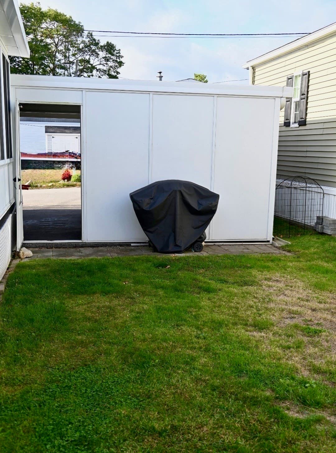 Mobile Home at 12 Stella Dr, Weymouth MA 02188, Weymouth, photo 17 of 19