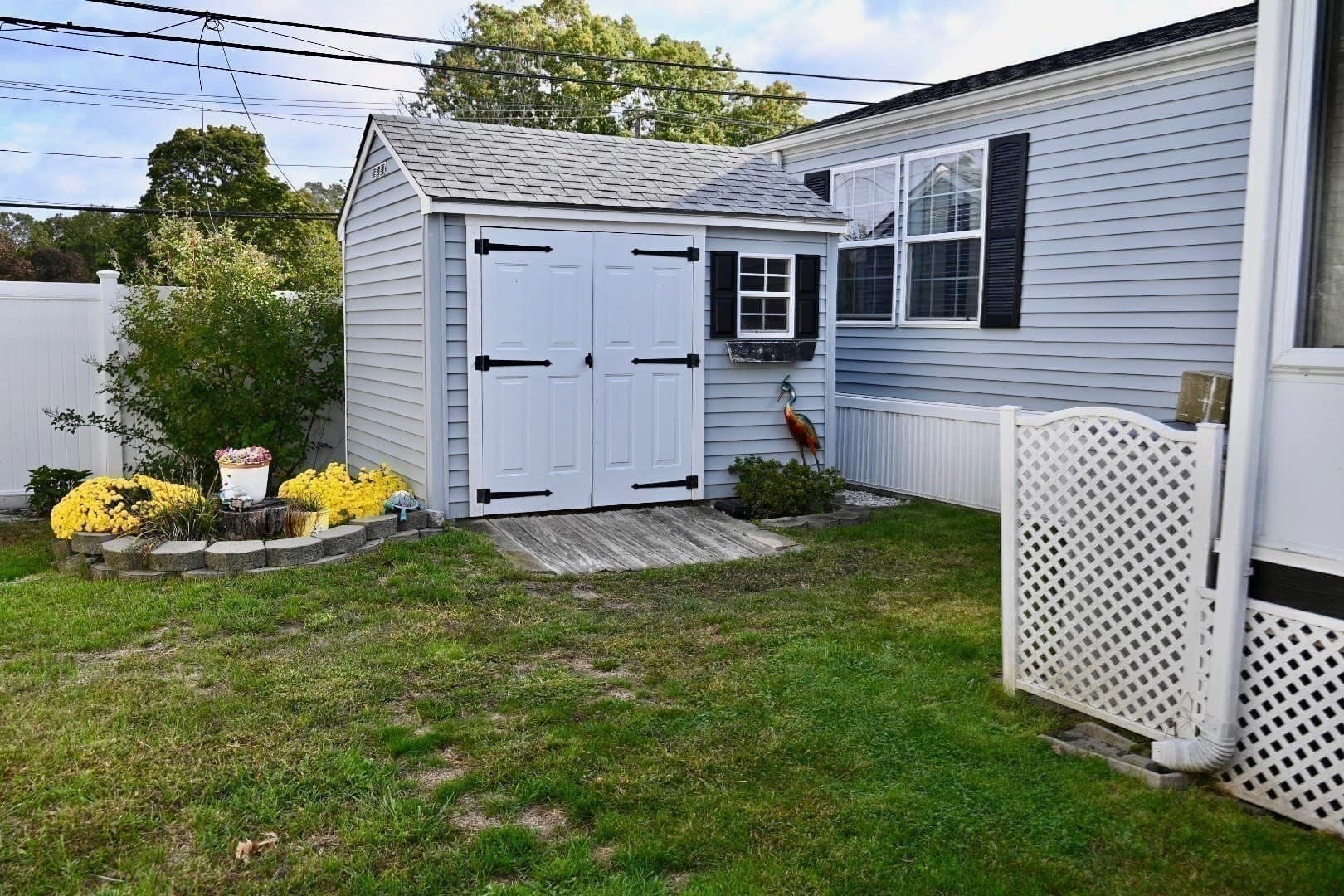 Mobile Home at 12 Stella Dr, Weymouth MA 02188, Weymouth, photo 16 of 19