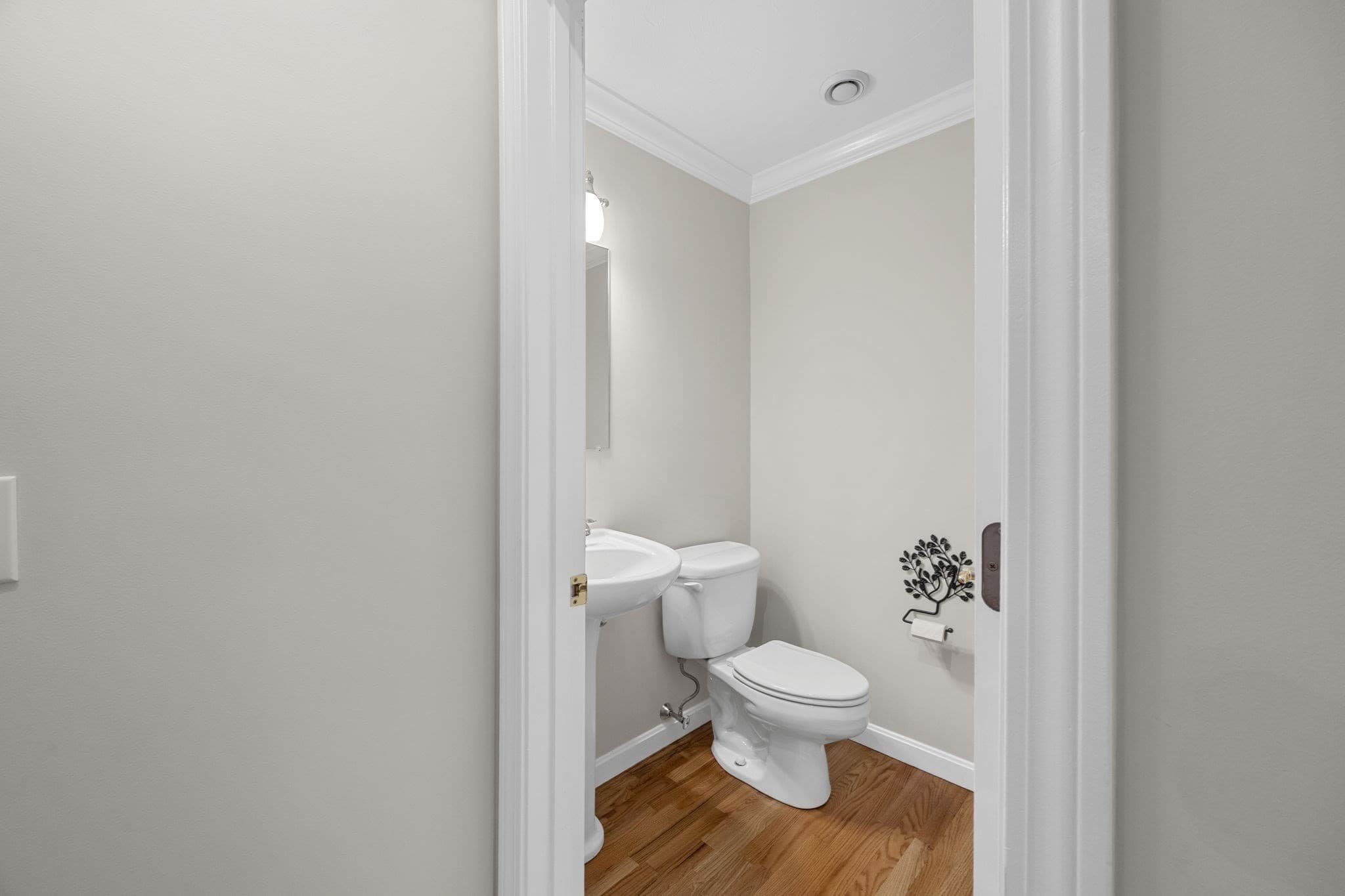 Condominium at 11 Gold Leaf Ln # 11, Mashpee MA 02649, Mashpee, photo 15 of 24